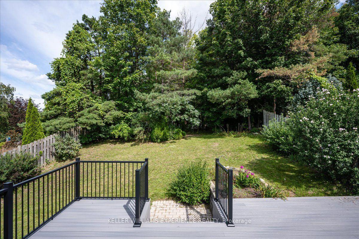 Photo 10 of 5 Grouse Glen, Barrie, Ardagh — HOMEH