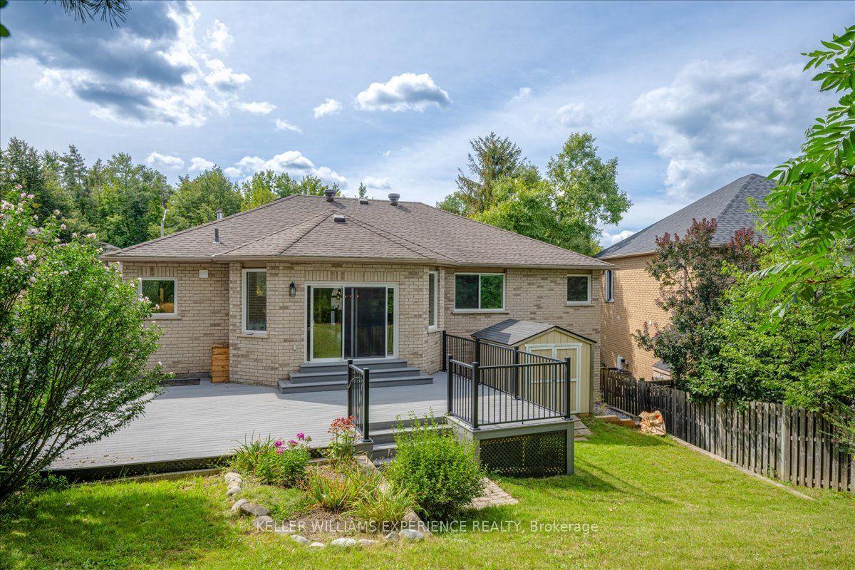 Photo 12 of 5 Grouse Glen, Barrie, Ardagh — HOMEH