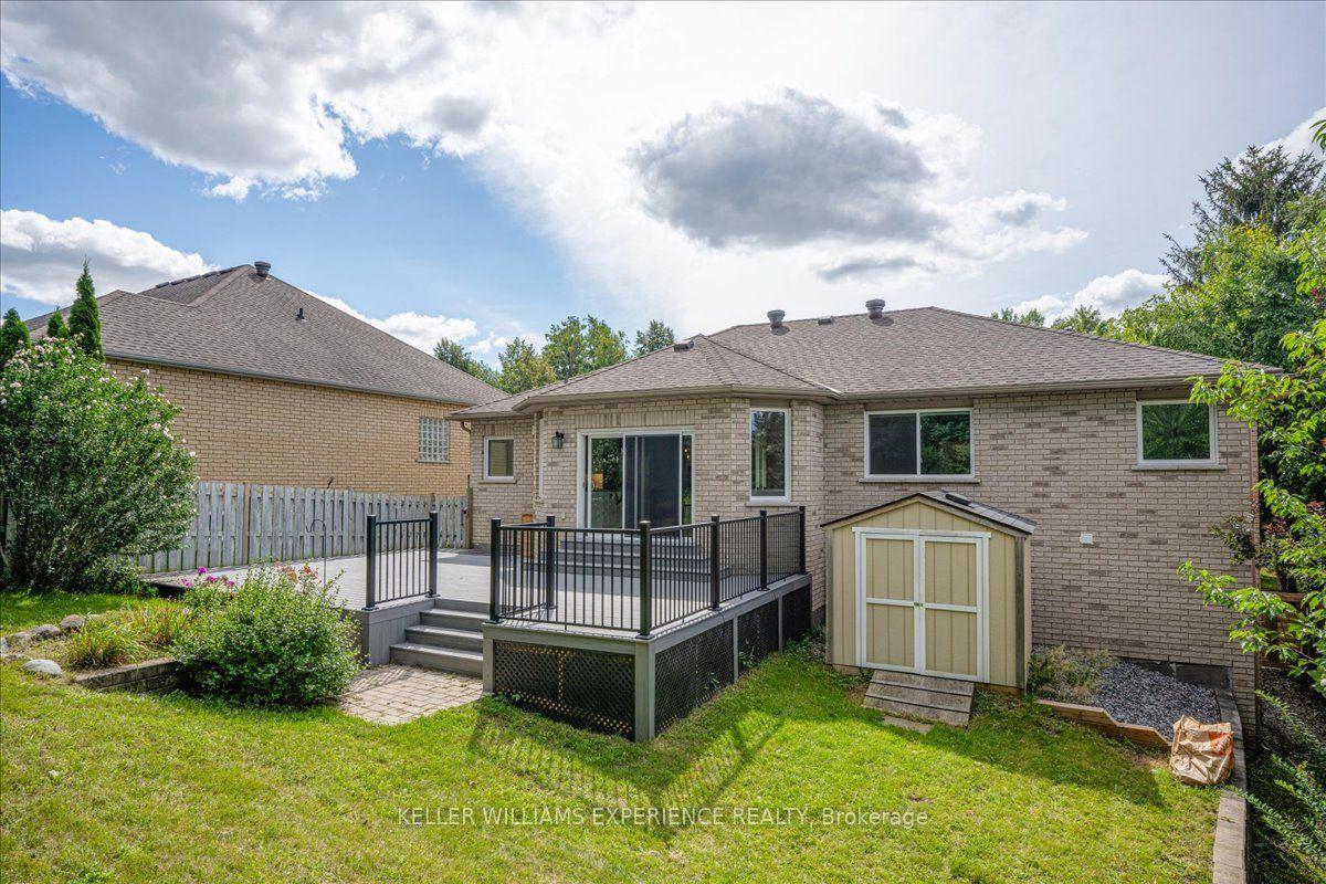 Photo 13 of 5 Grouse Glen, Barrie, Ardagh — HOMEH