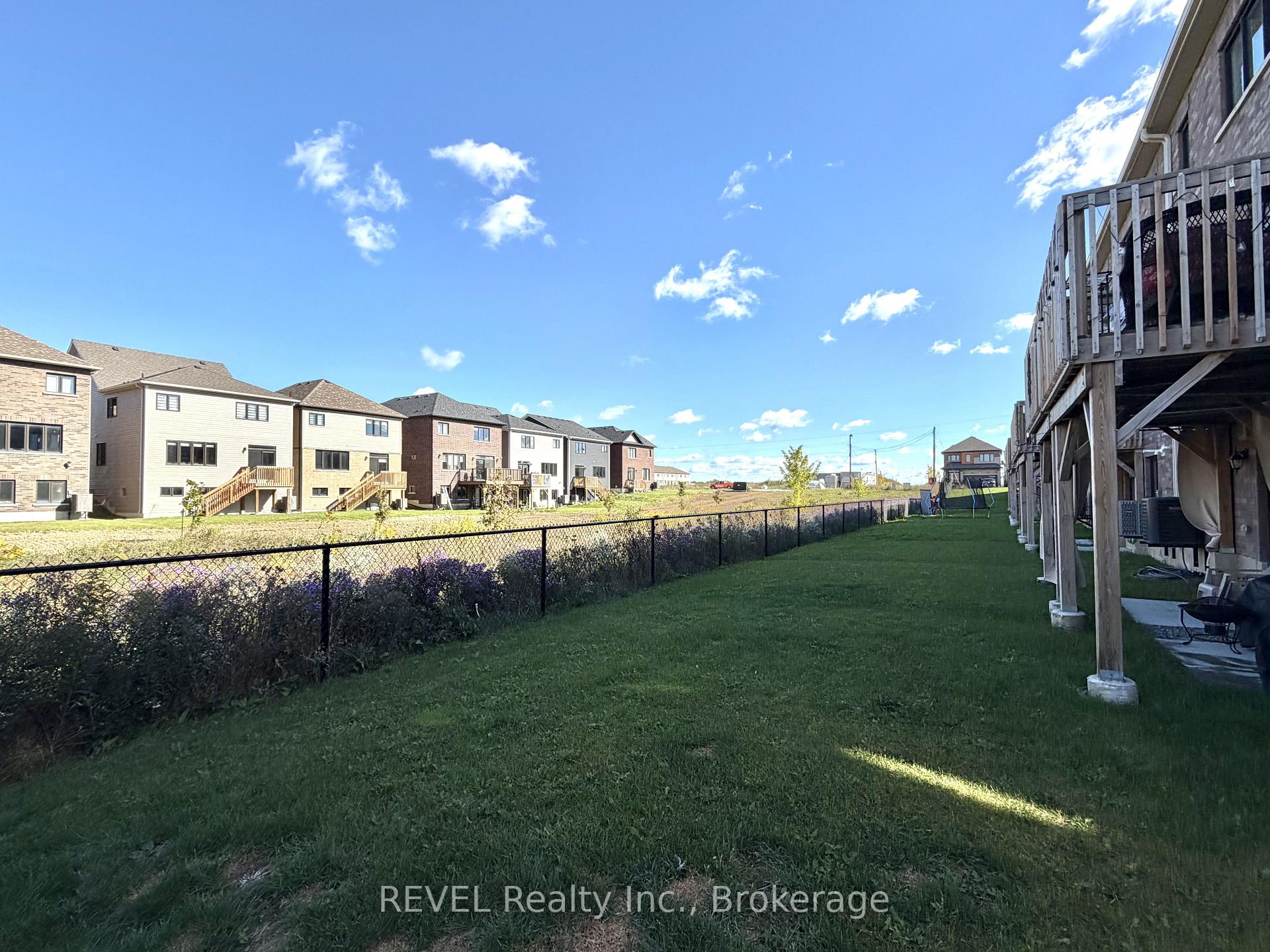 Photo 19 of 35 Vanilla Trail, Thorold, Rolling Meadows — HOMEH