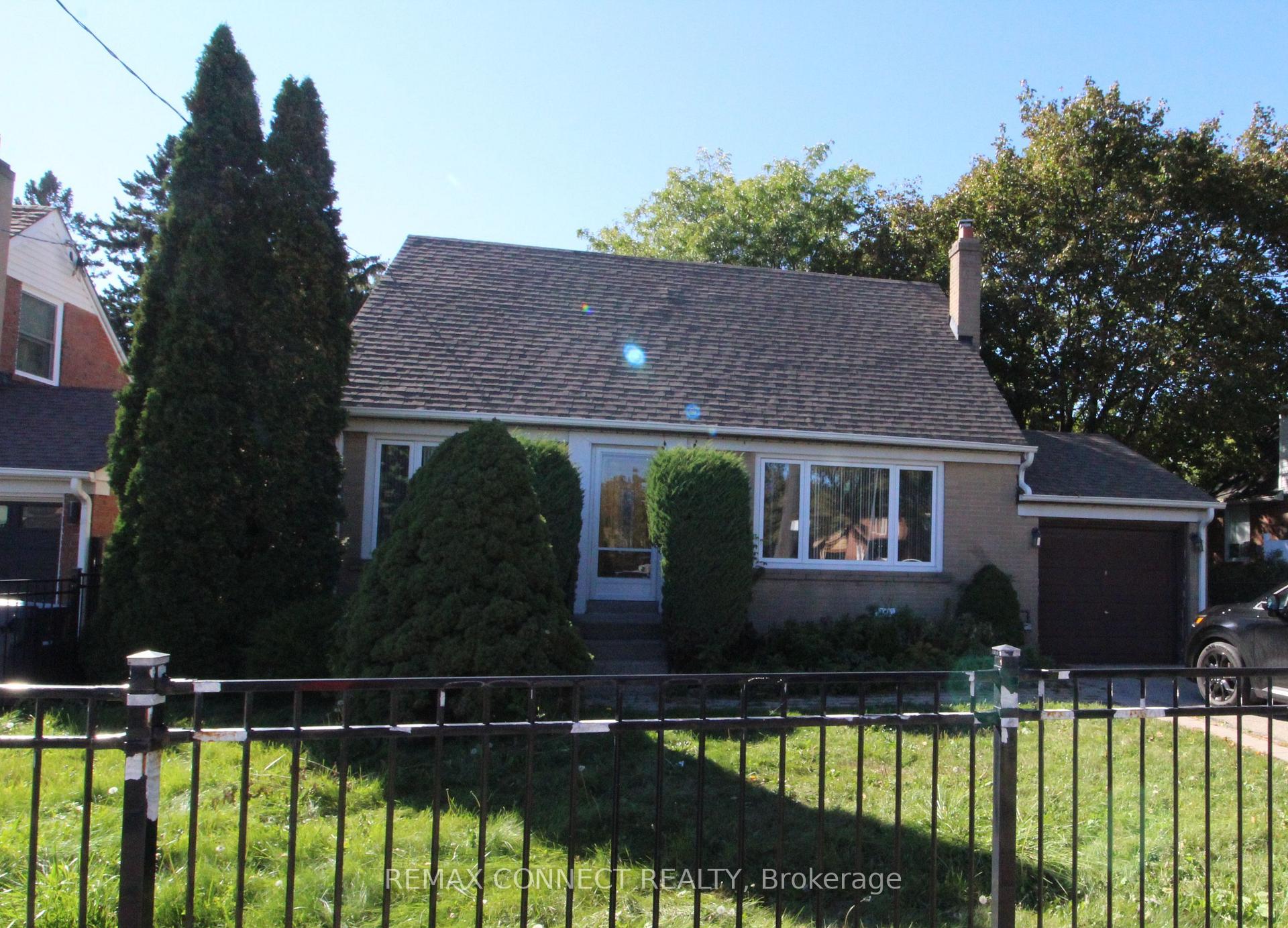 Photo 2 of 656 Browns Line, Etobicoke, Alderwood — HOMEH