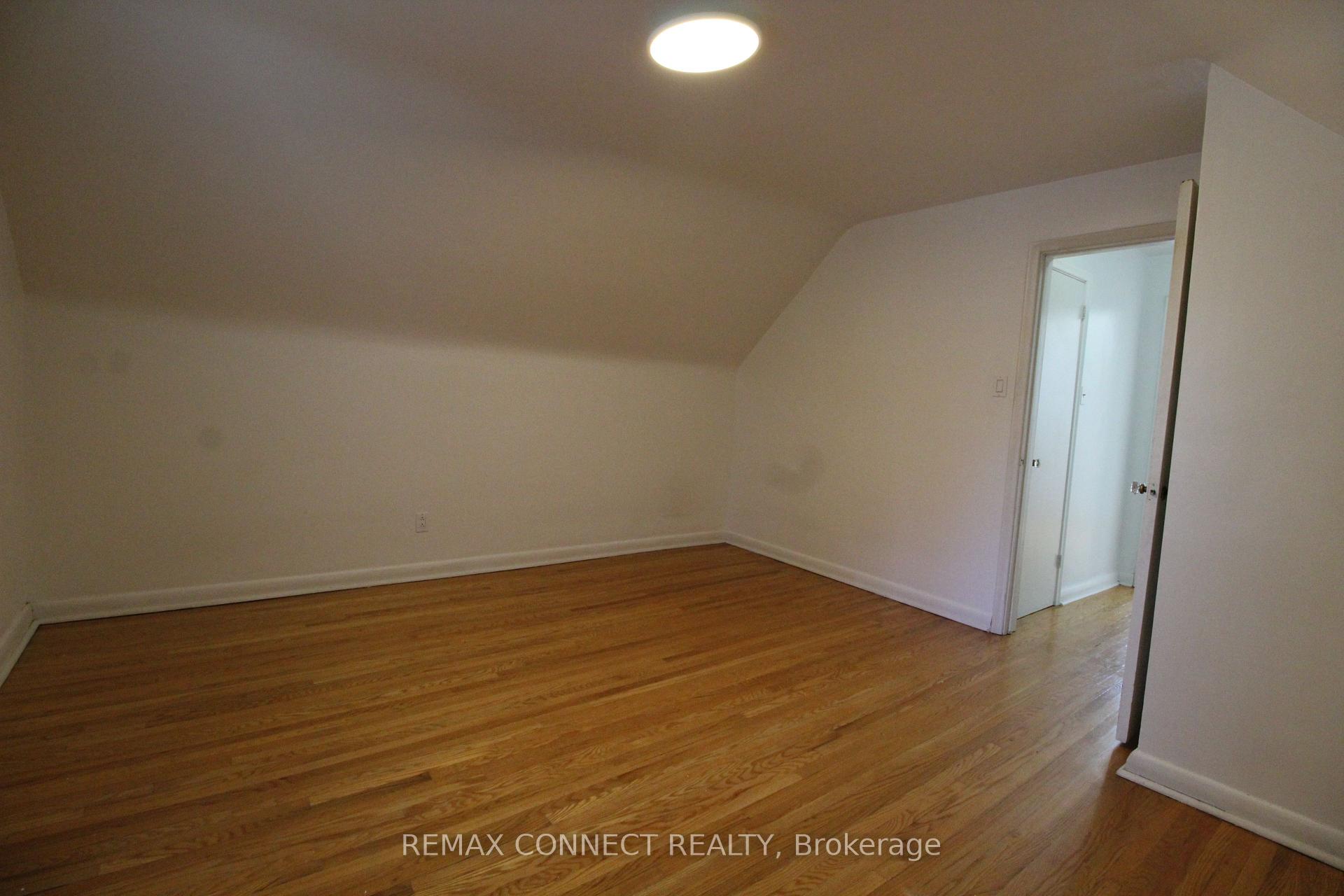 Photo 15 of 656 Browns Line, Etobicoke, Alderwood — HOMEH