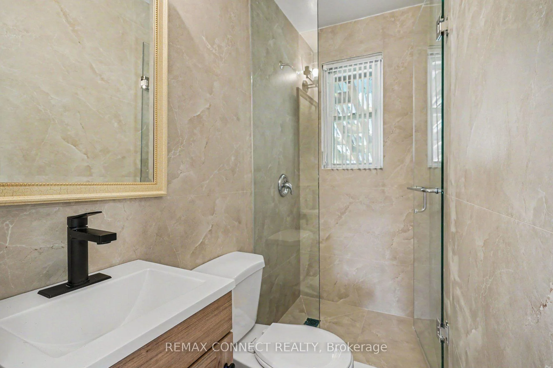 Photo 27 of 656 Browns Line, Etobicoke, Alderwood — HOMEH