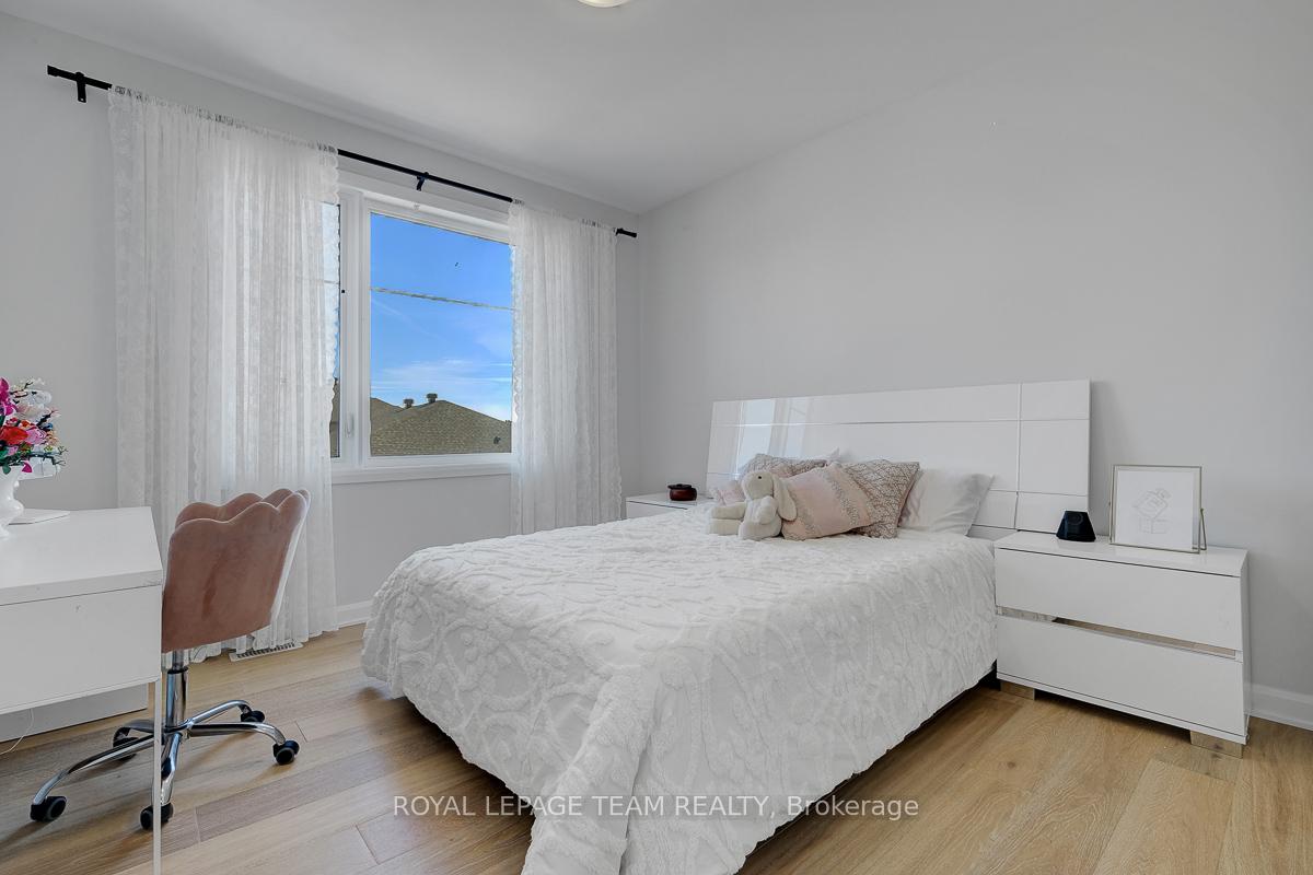 Photo 40 of 76 Ascari Road, Ottawa, Mahogany Community — HOMEH