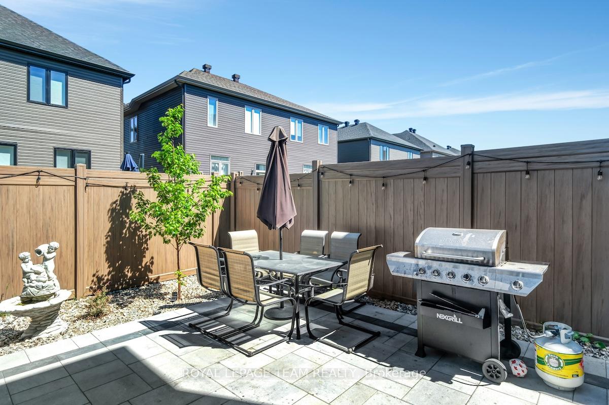 Photo 49 of 76 Ascari Road, Ottawa, Mahogany Community — HOMEH