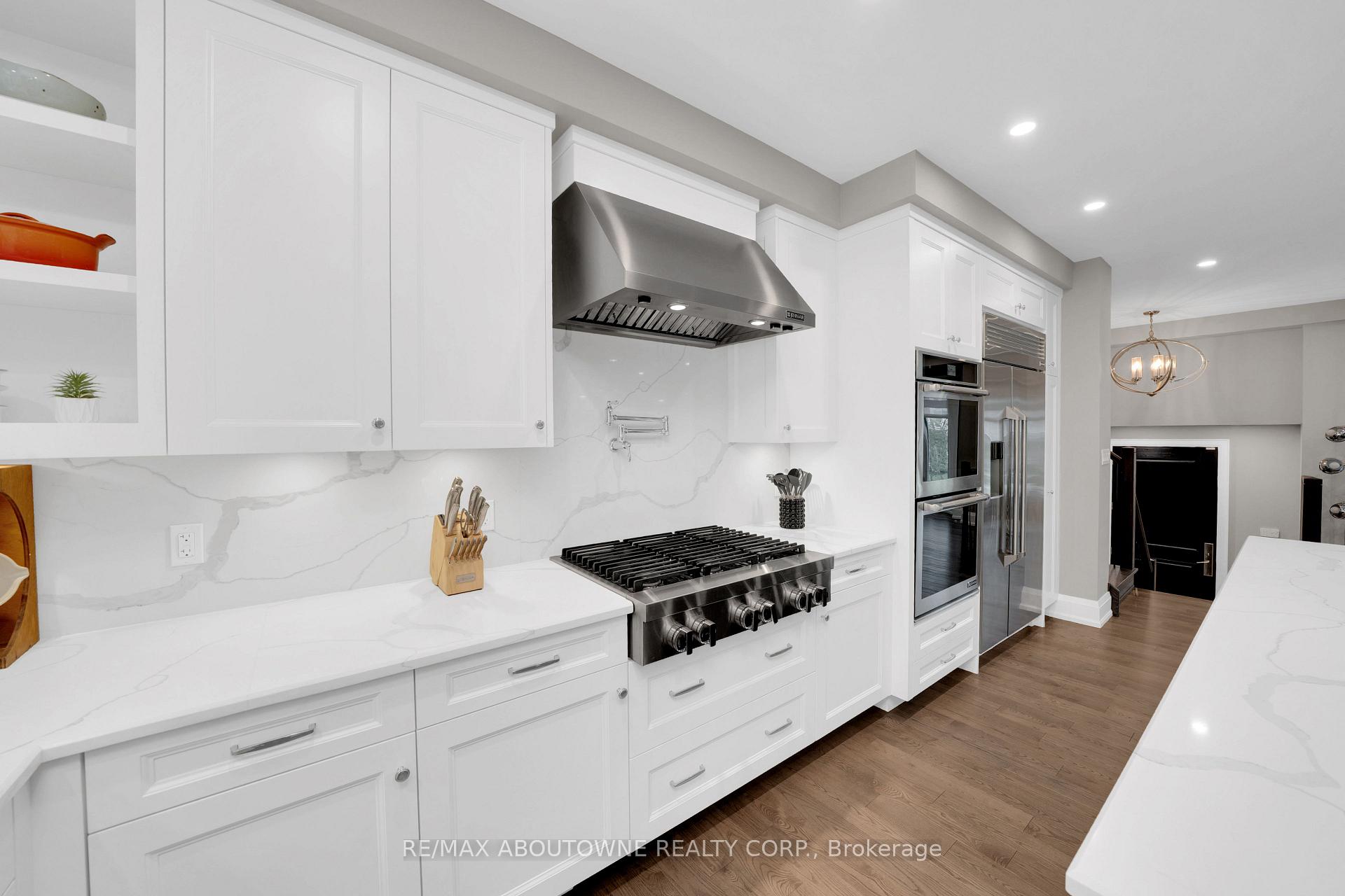 Photo 11 of 438 Southland Crescent, Oakville, West — HOMEH