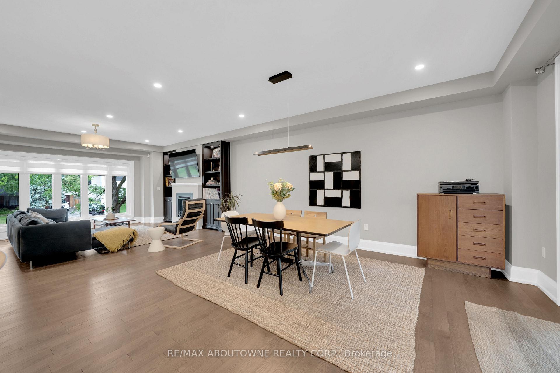 Photo 18 of 438 Southland Crescent, Oakville, West — HOMEH