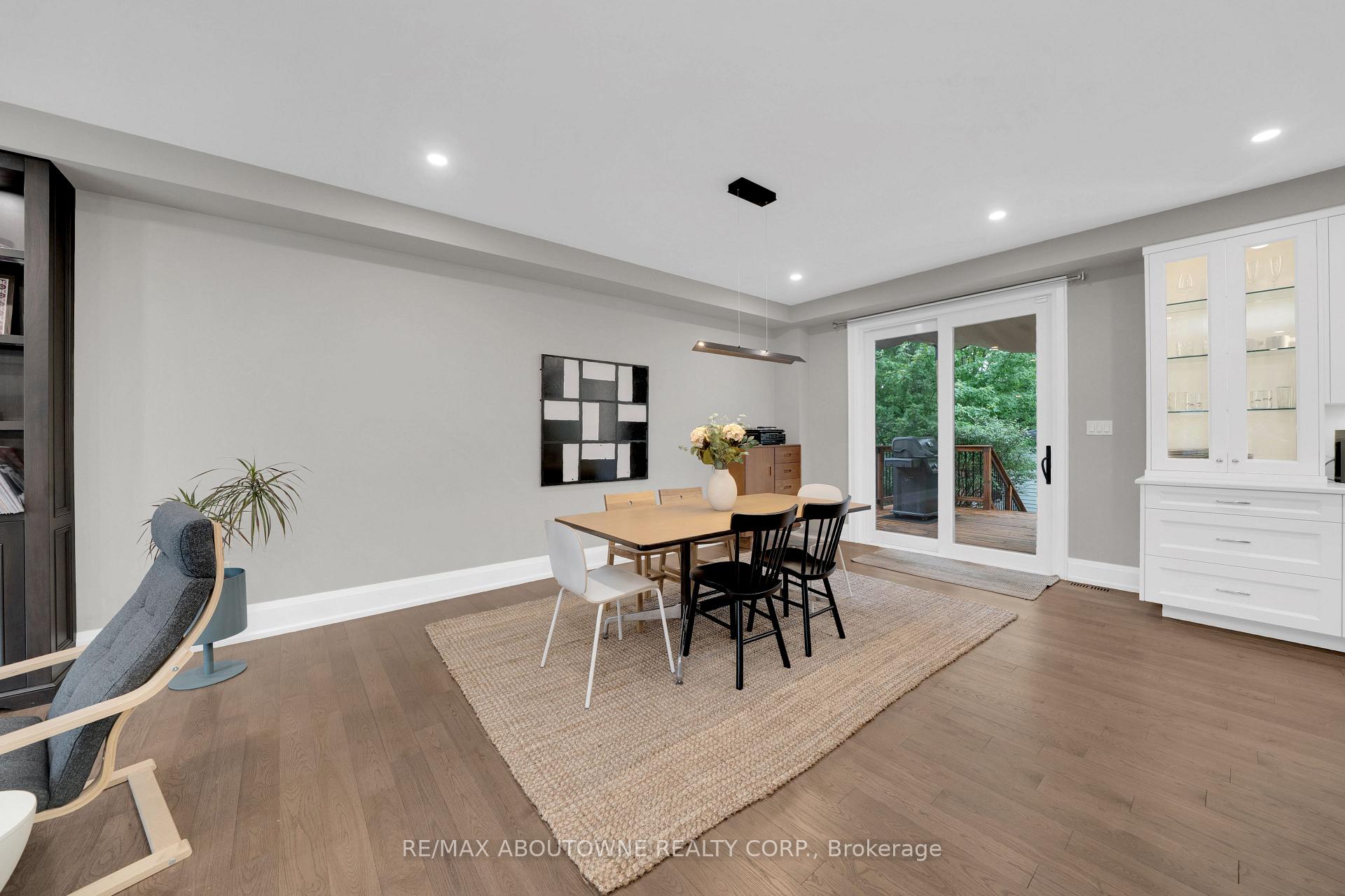 Photo 19 of 438 Southland Crescent, Oakville, West — HOMEH