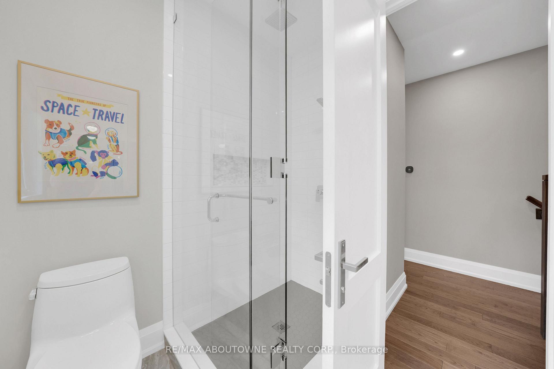 Photo 32 of 438 Southland Crescent, Oakville, West — HOMEH