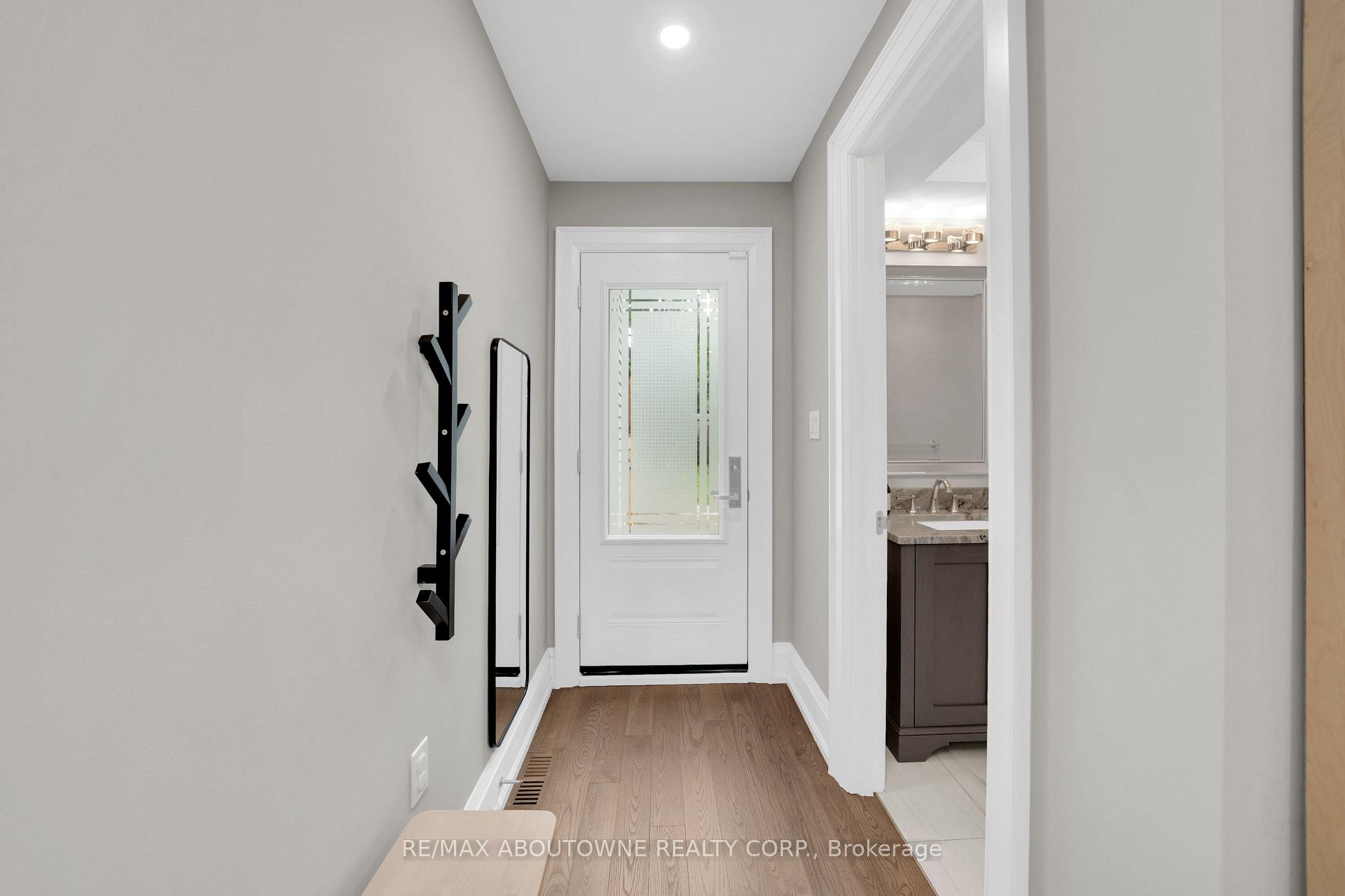 Photo 36 of 438 Southland Crescent, Oakville, West — HOMEH