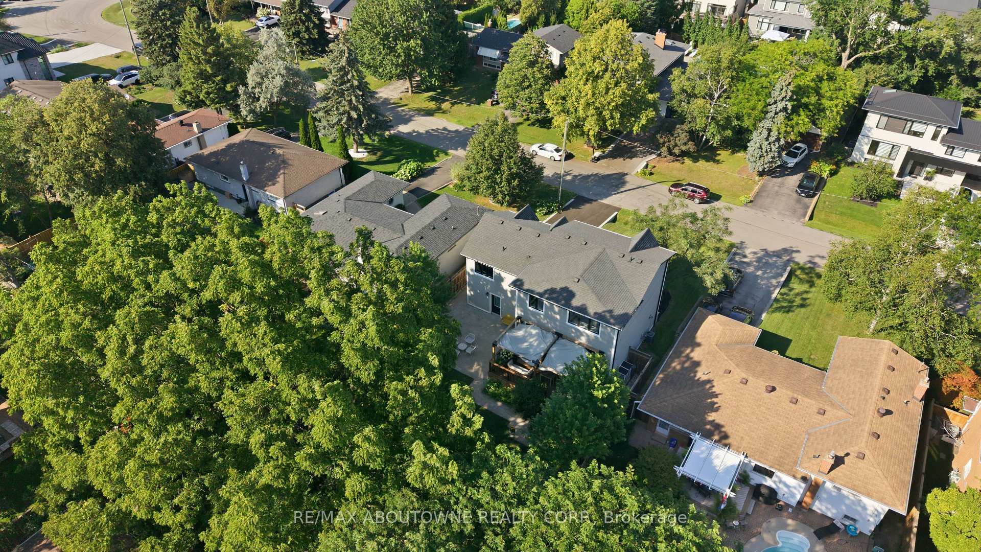 Photo 47 of 438 Southland Crescent, Oakville, West — HOMEH