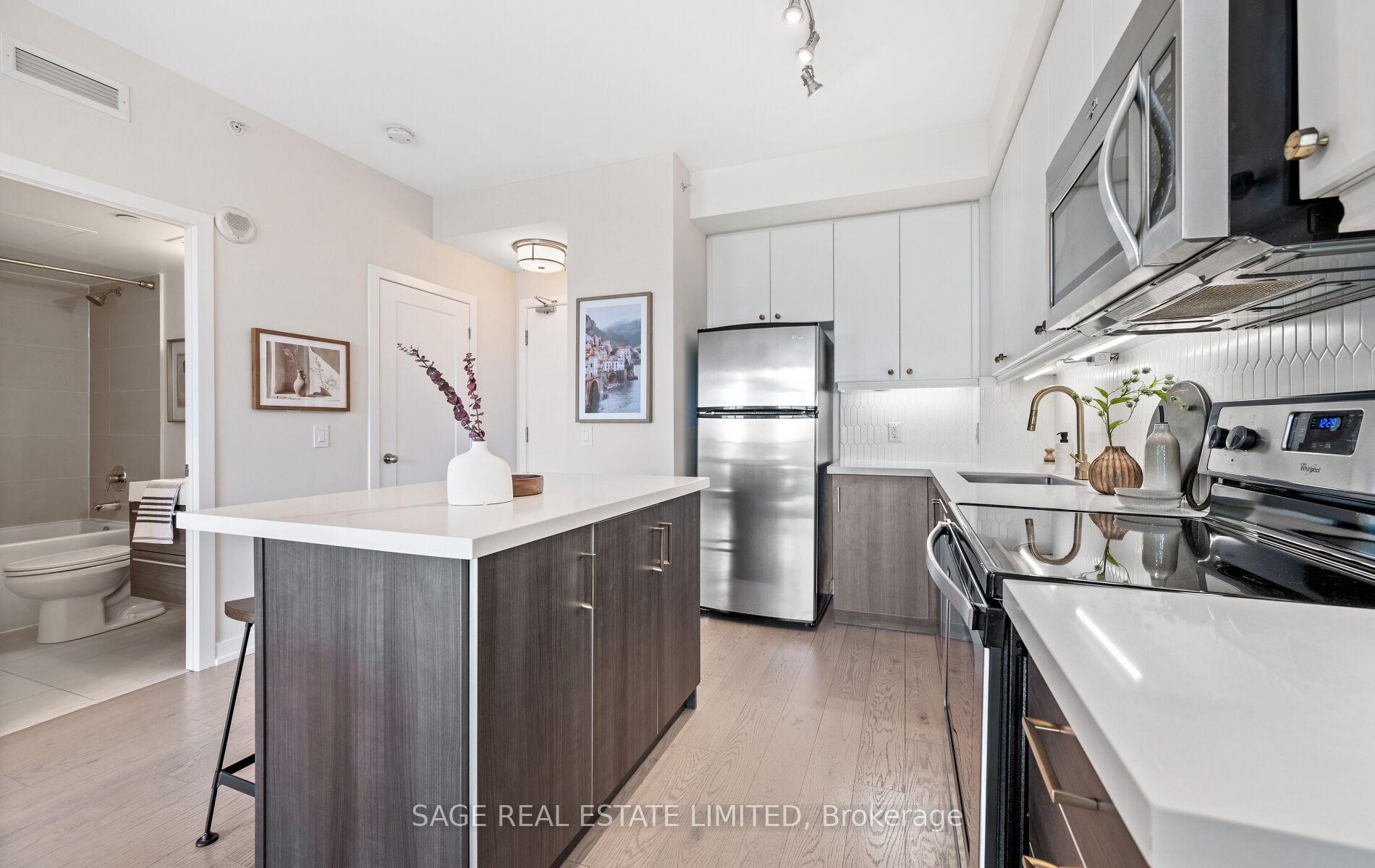 Photo 19 of Unit 525, 8 Fieldway Road, Etobicoke, Islington-City Centre West — HOMEH
