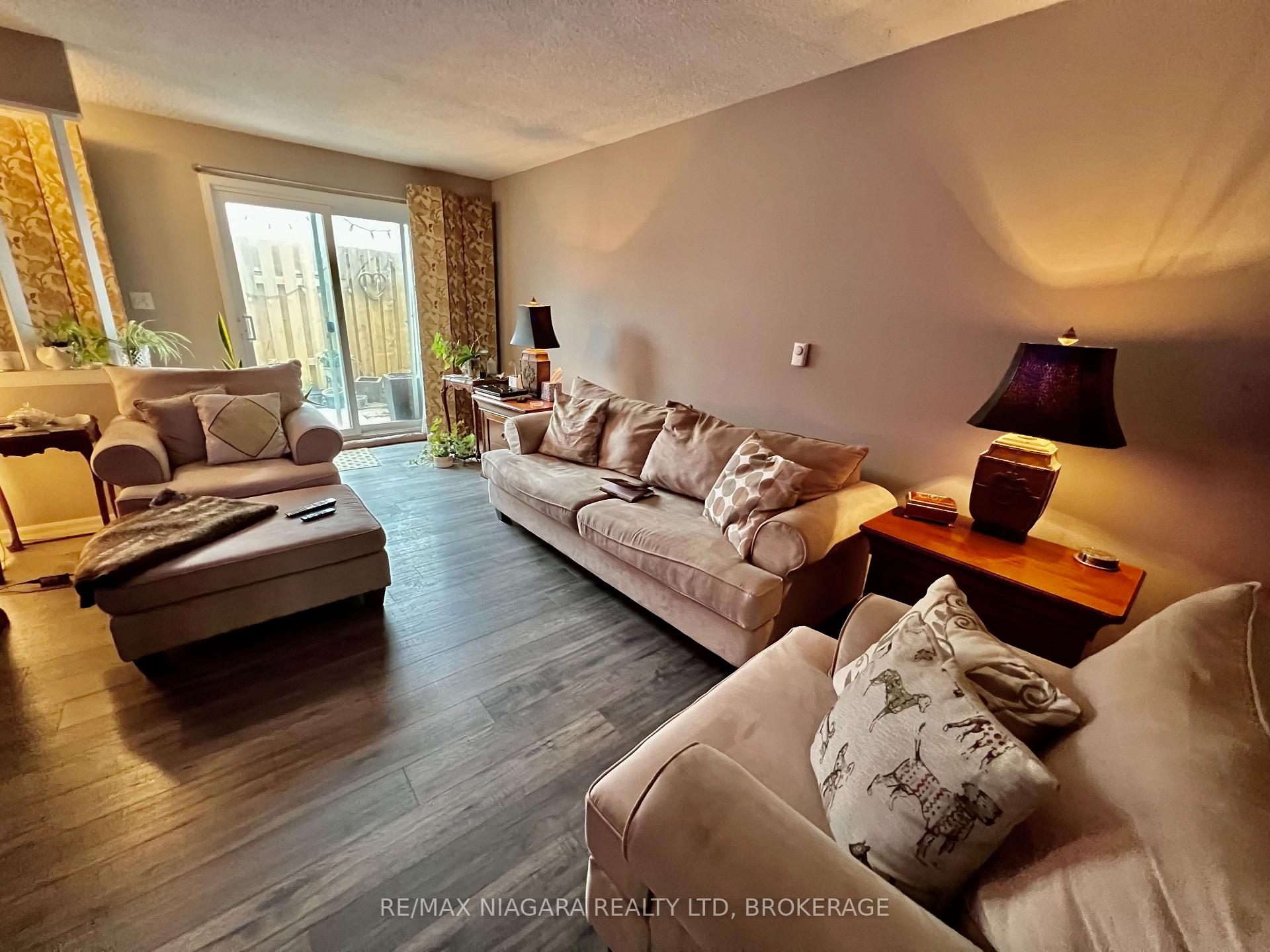 Photo 20 of Unit 2, 8646 Willoughby Drive, Niagara Falls, Chippawa — HOMEH