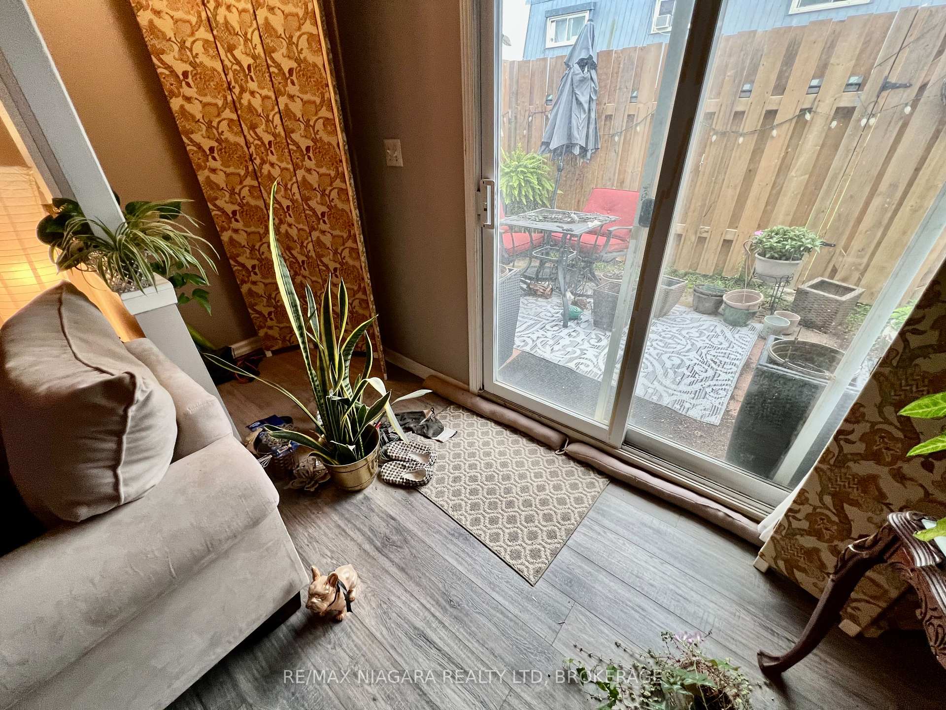 Photo 23 of Unit 2, 8646 Willoughby Drive, Niagara Falls, Chippawa — HOMEH