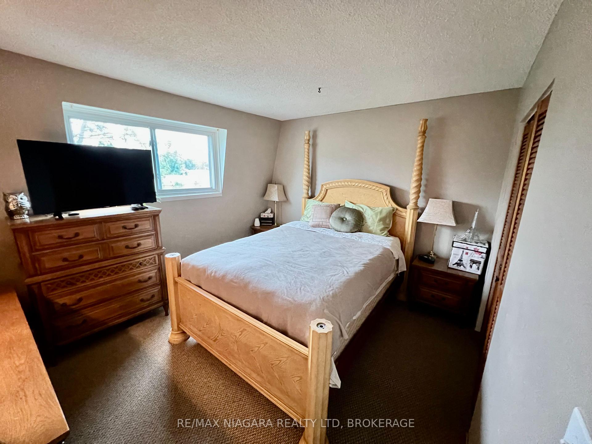 Photo 28 of Unit 2, 8646 Willoughby Drive, Niagara Falls, Chippawa — HOMEH