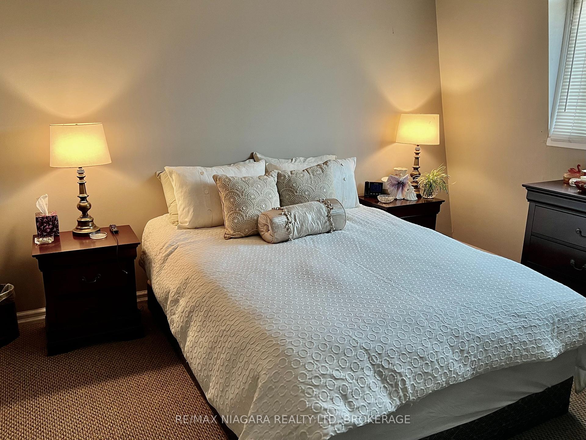 Photo 41 of Unit 2, 8646 Willoughby Drive, Niagara Falls, Chippawa — HOMEH