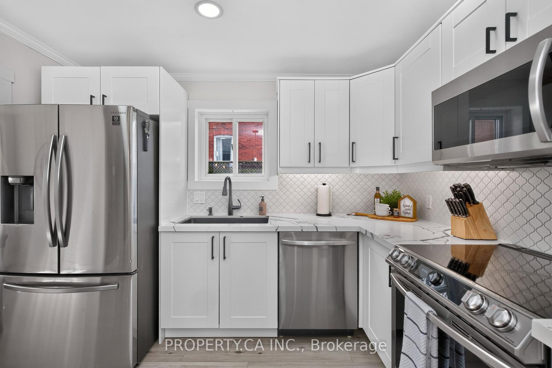 Photo 18 of 646 Victoria Street, Midland — HOMEH
