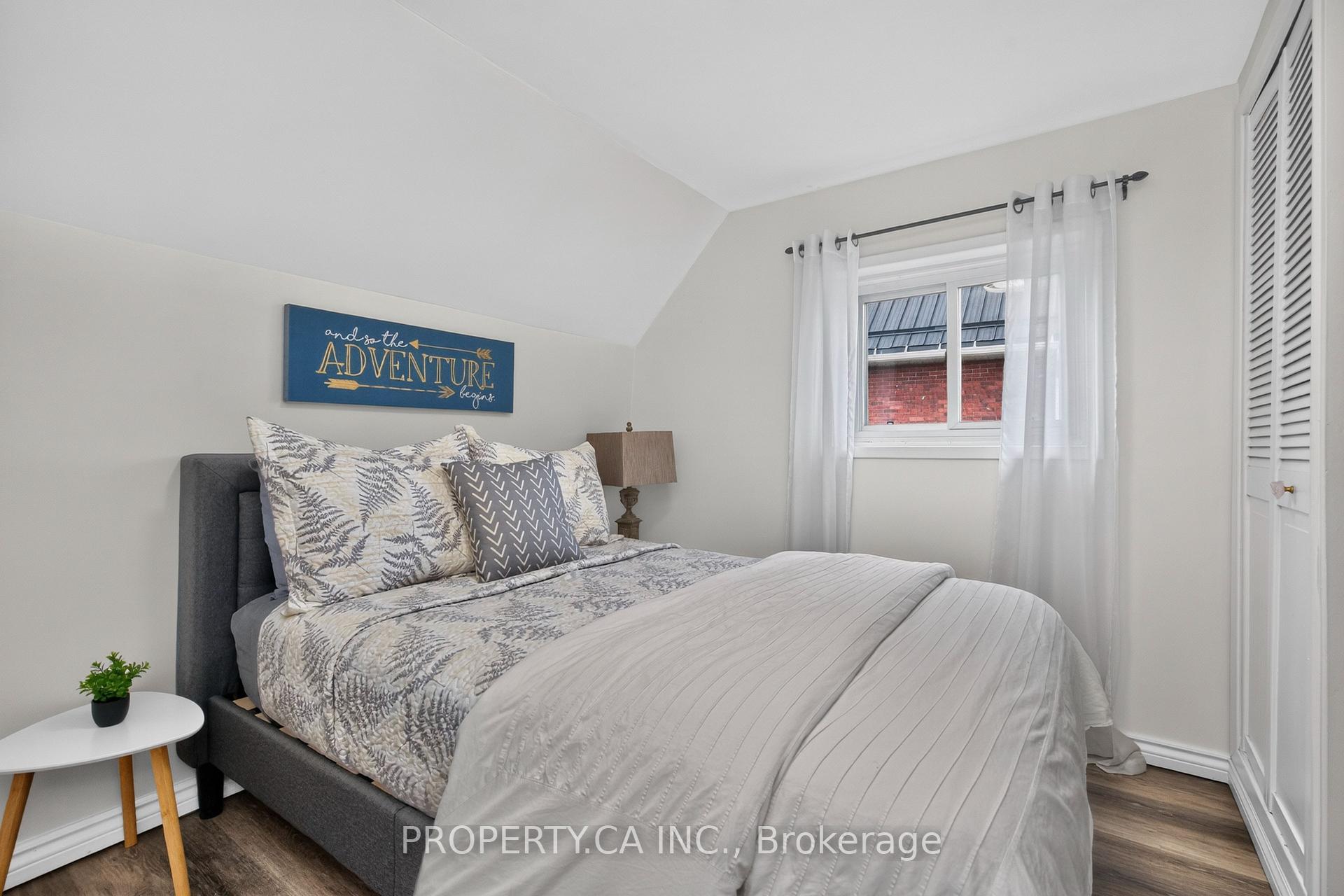Photo 34 of 646 Victoria Street, Midland — HOMEH