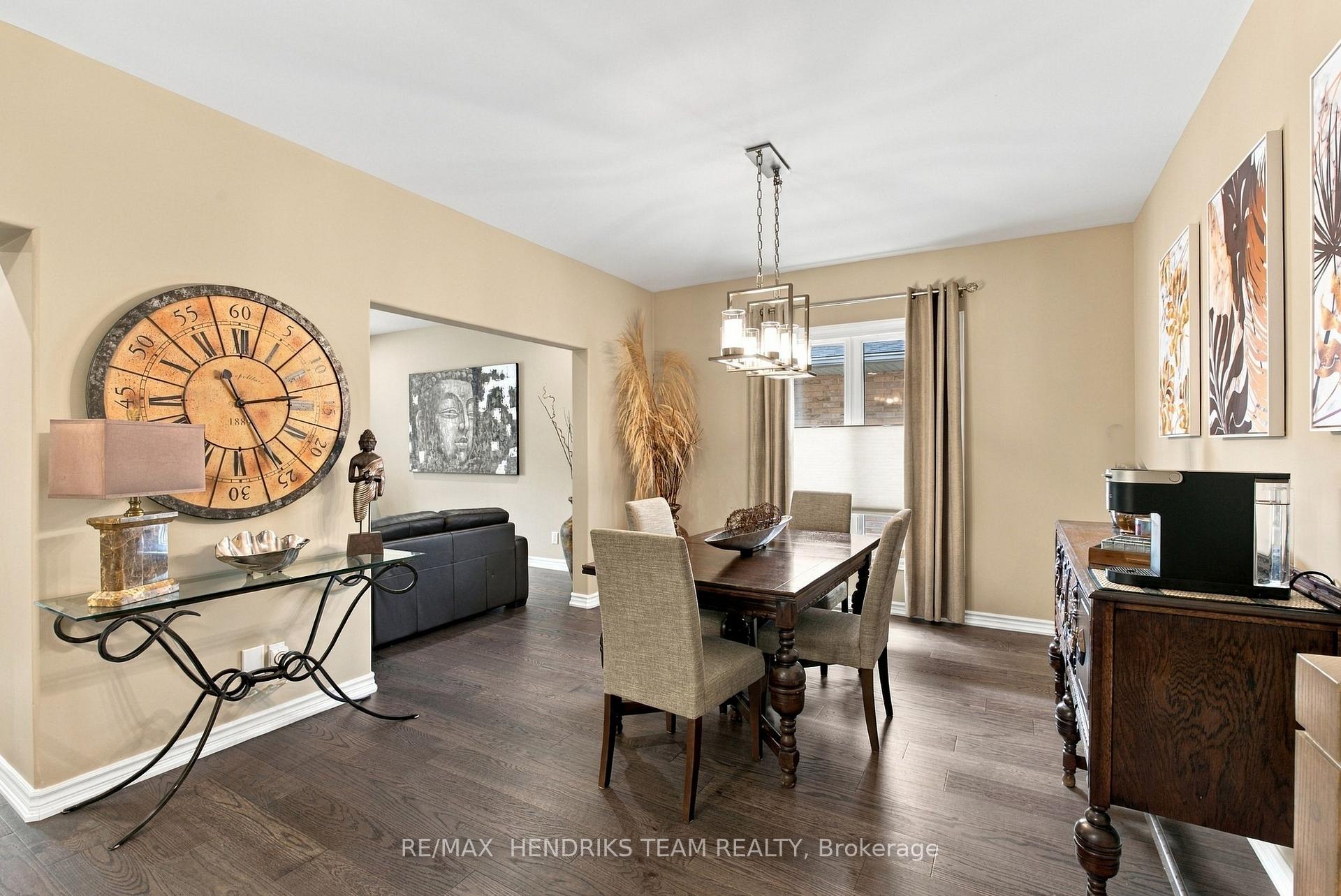 Photo 37 of 13 Timber Lane, St. Catharines, Lakeport — HOMEH