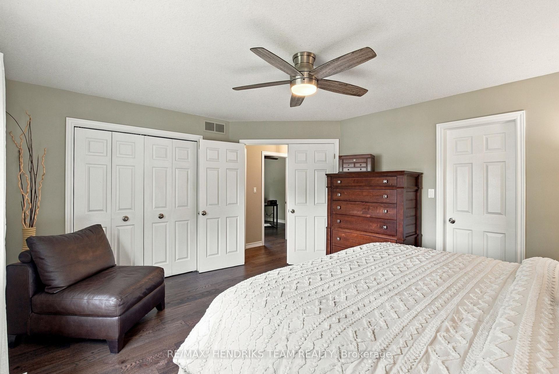 Photo 55 of 13 Timber Lane, St. Catharines, Lakeport — HOMEH