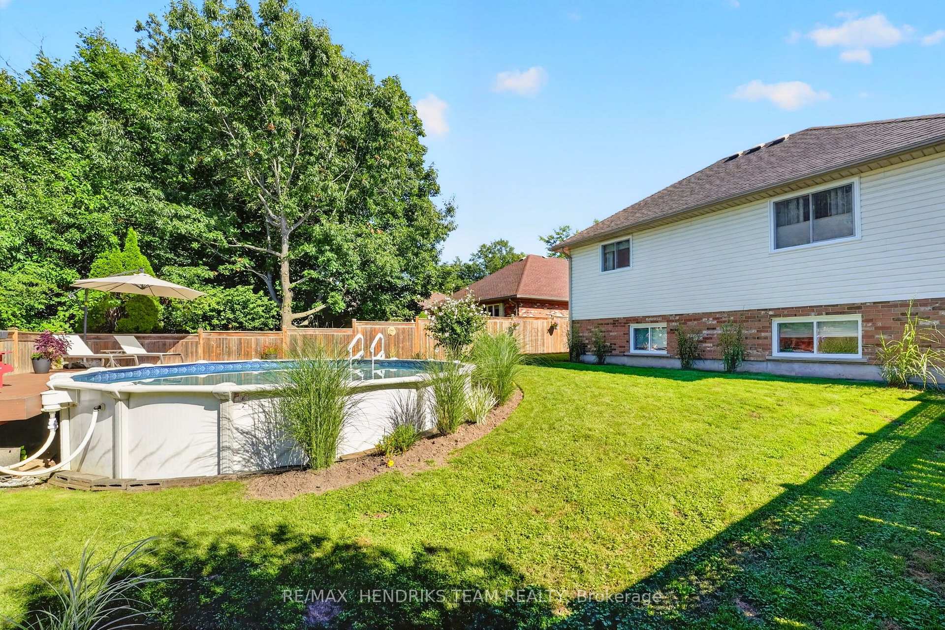 Photo 97 of 13 Timber Lane, St. Catharines, Lakeport — HOMEH