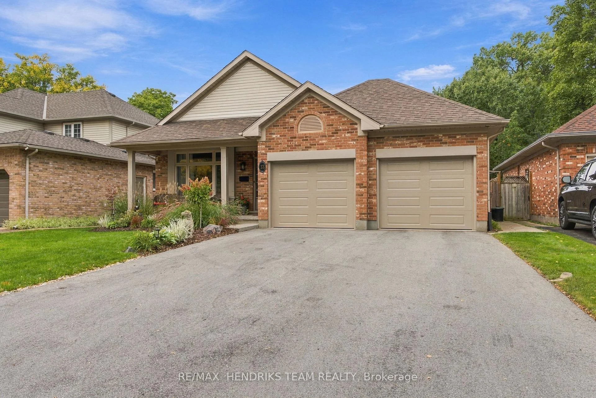 Photo 6 of 13 Timber Lane, St. Catharines, Lakeport — HOMEH
