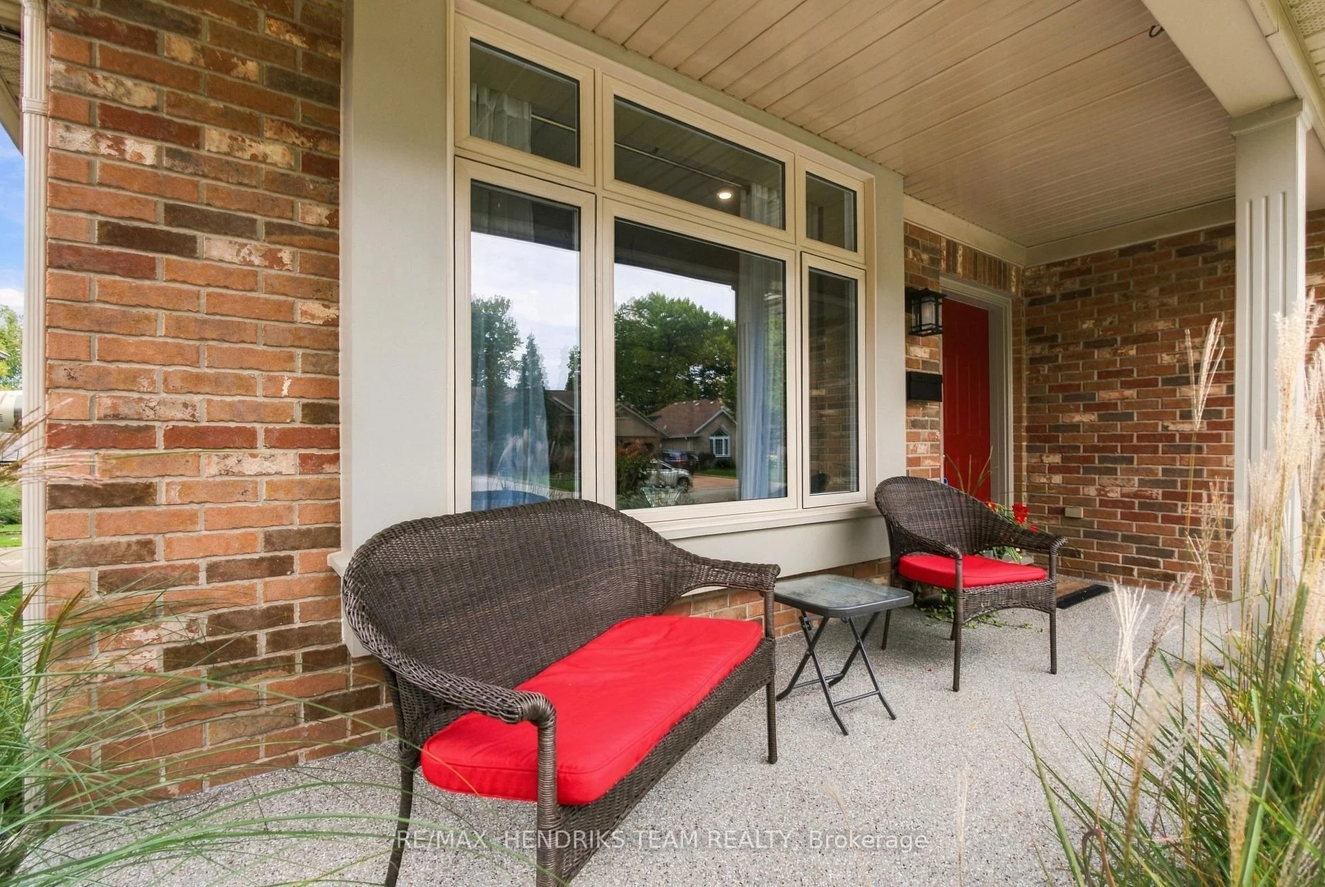 Photo 9 of 13 Timber Lane, St. Catharines, Lakeport — HOMEH