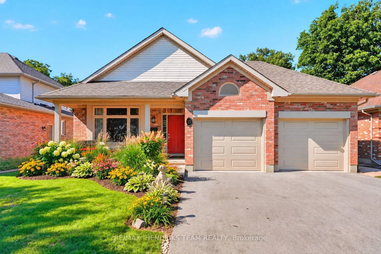 Photo 20 of 13 Timber Lane, St. Catharines, Lakeport — HOMEH