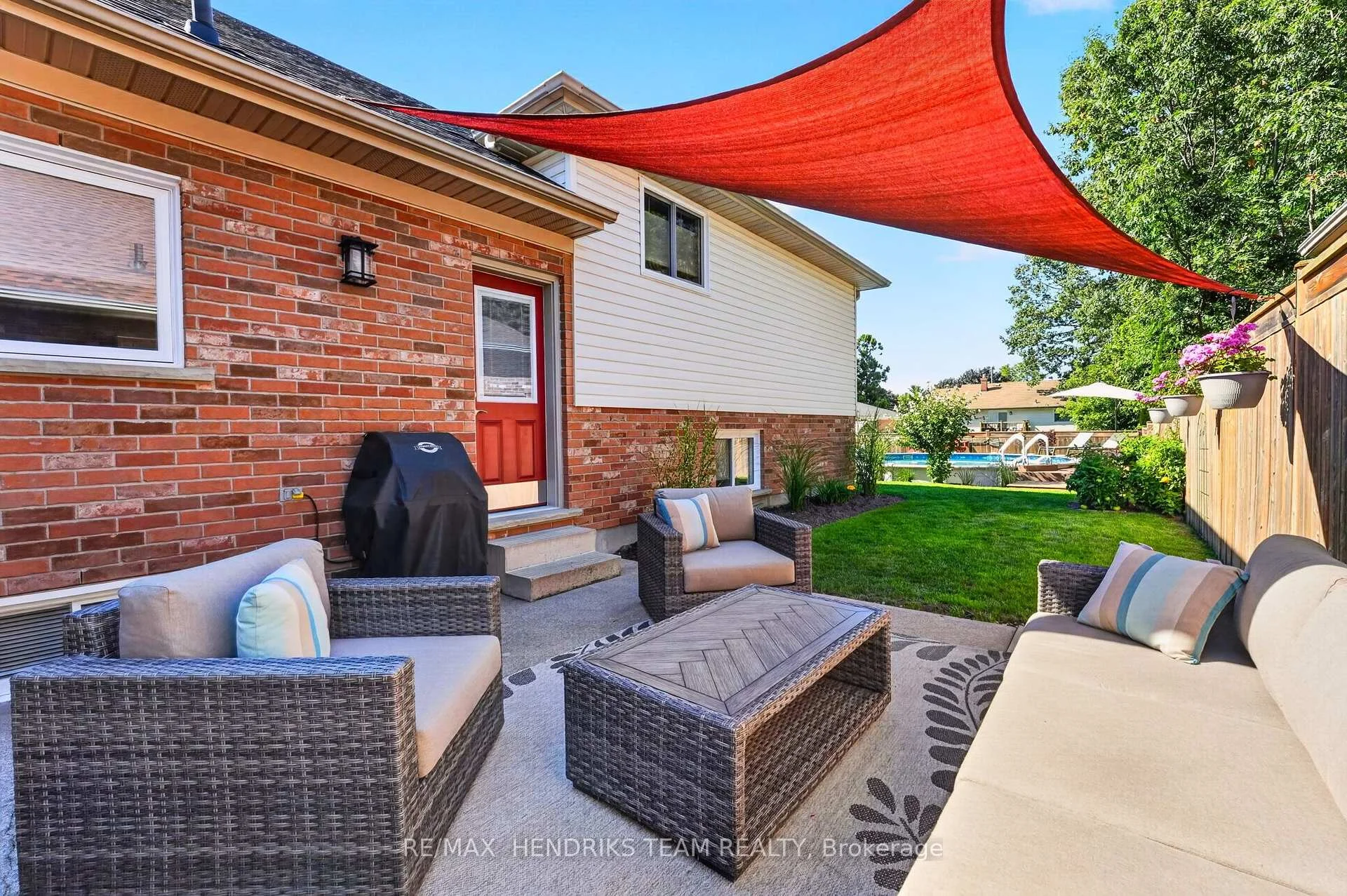 Photo 38 of 13 Timber Lane, St. Catharines, Lakeport — HOMEH