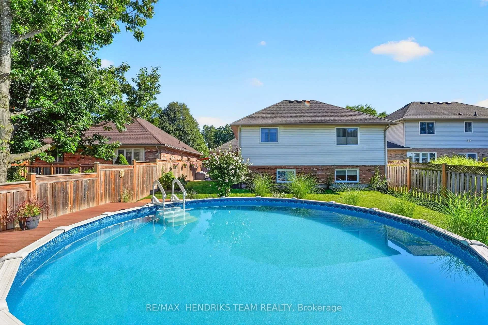 Photo 58 of 13 Timber Lane, St. Catharines, Lakeport — HOMEH