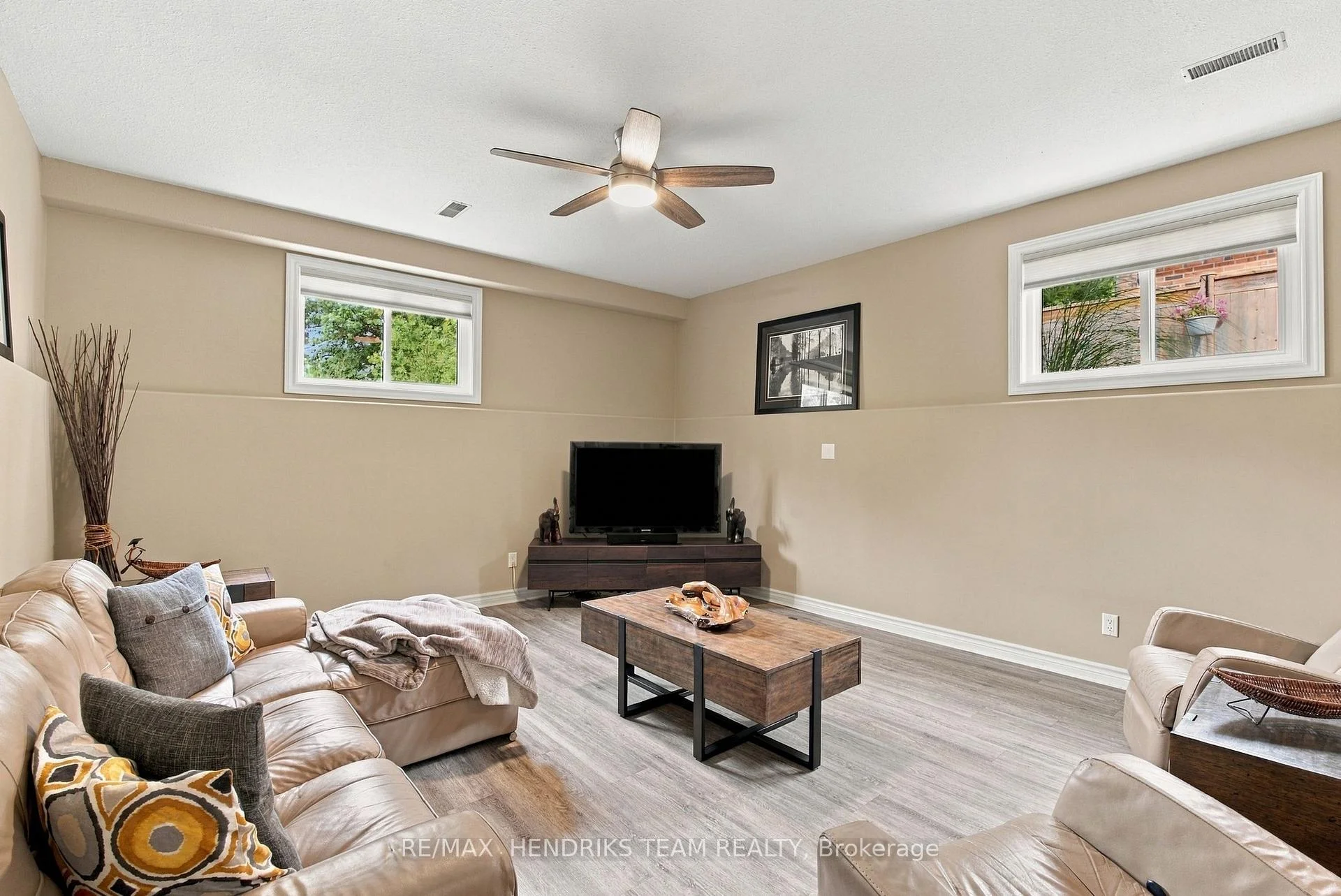 Photo 72 of 13 Timber Lane, St. Catharines, Lakeport — HOMEH