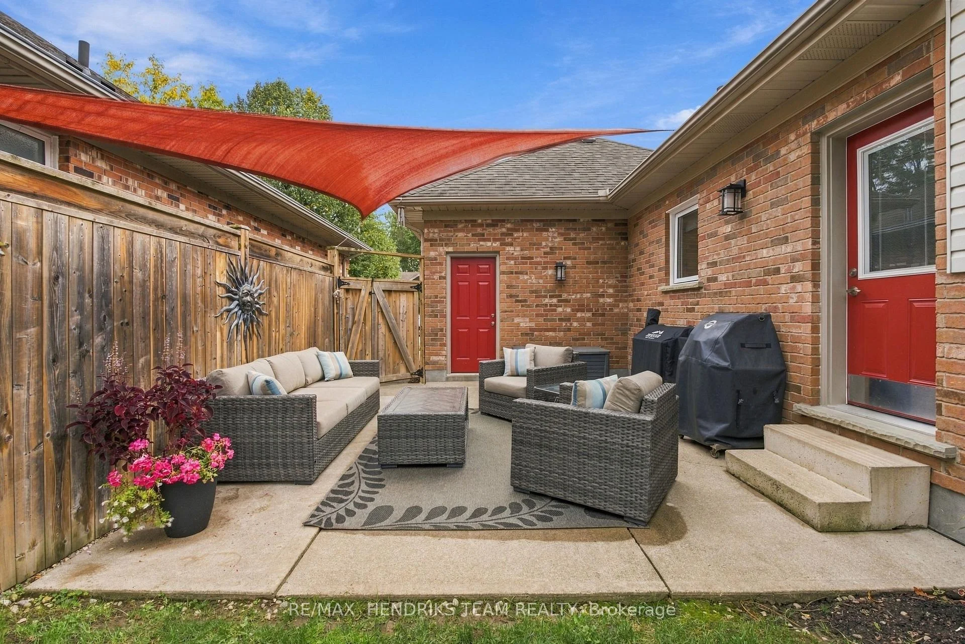 Photo 85 of 13 Timber Lane, St. Catharines, Lakeport — HOMEH