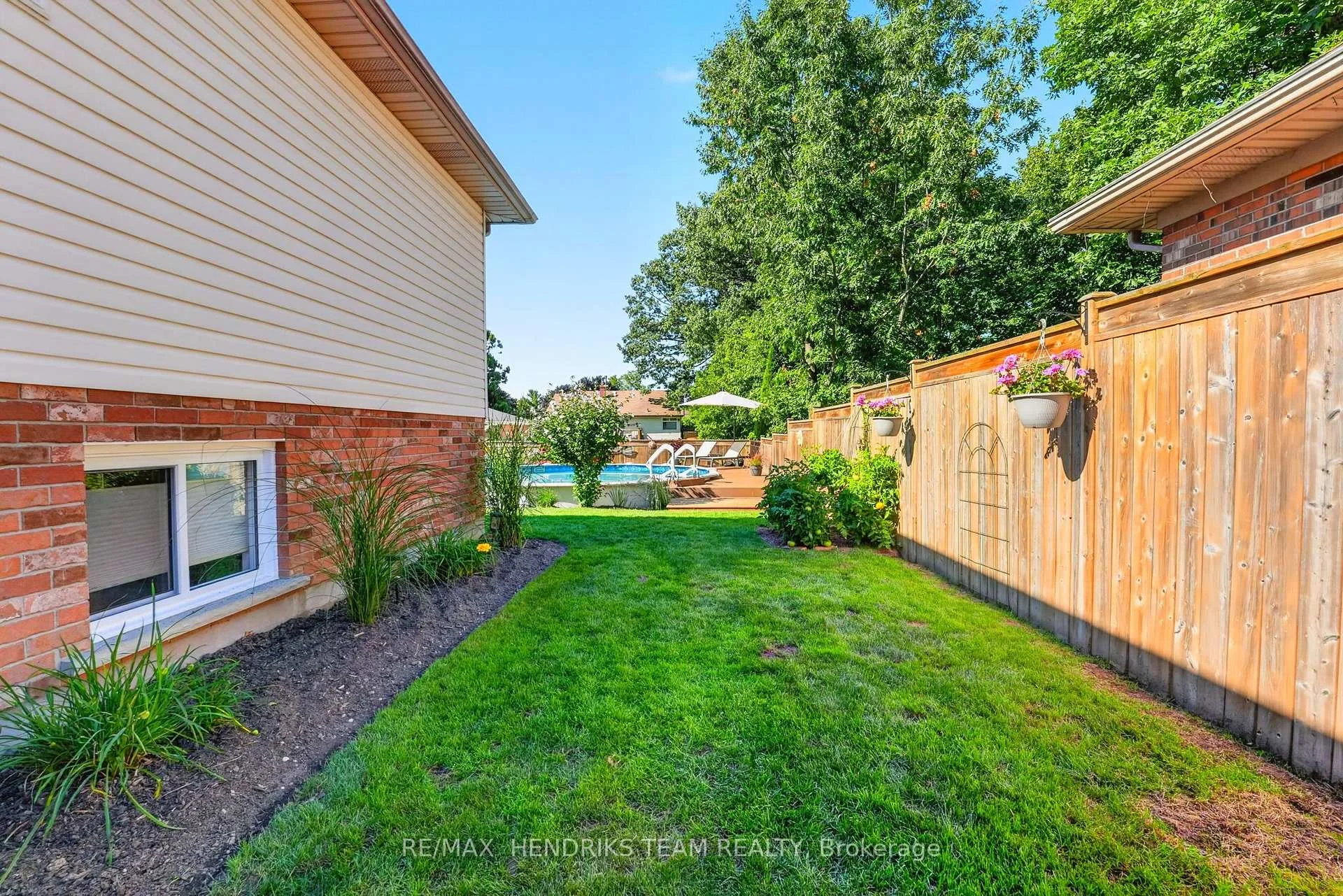 Photo 87 of 13 Timber Lane, St. Catharines, Lakeport — HOMEH
