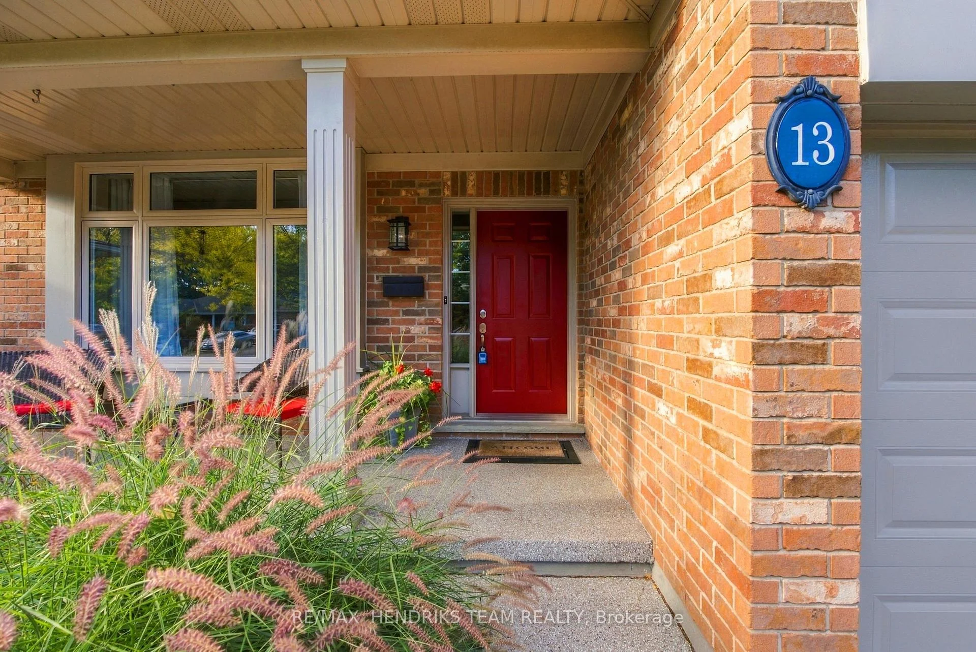 Photo 18 of 13 Timber Lane, St. Catharines, Lakeport — HOMEH