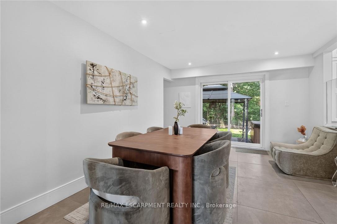 Photo 31 of 9 Leslie Drive, Hamilton, Stoney Creek — HOMEH