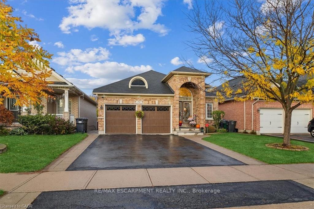 Photo 1 of 52 Mistycreek Crescent, Brampton, Fletcher's Meadow — HOMEH
