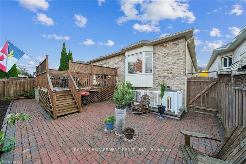 Photo 37 of 52 Mistycreek Crescent, Brampton, Fletcher's Meadow — HOMEH