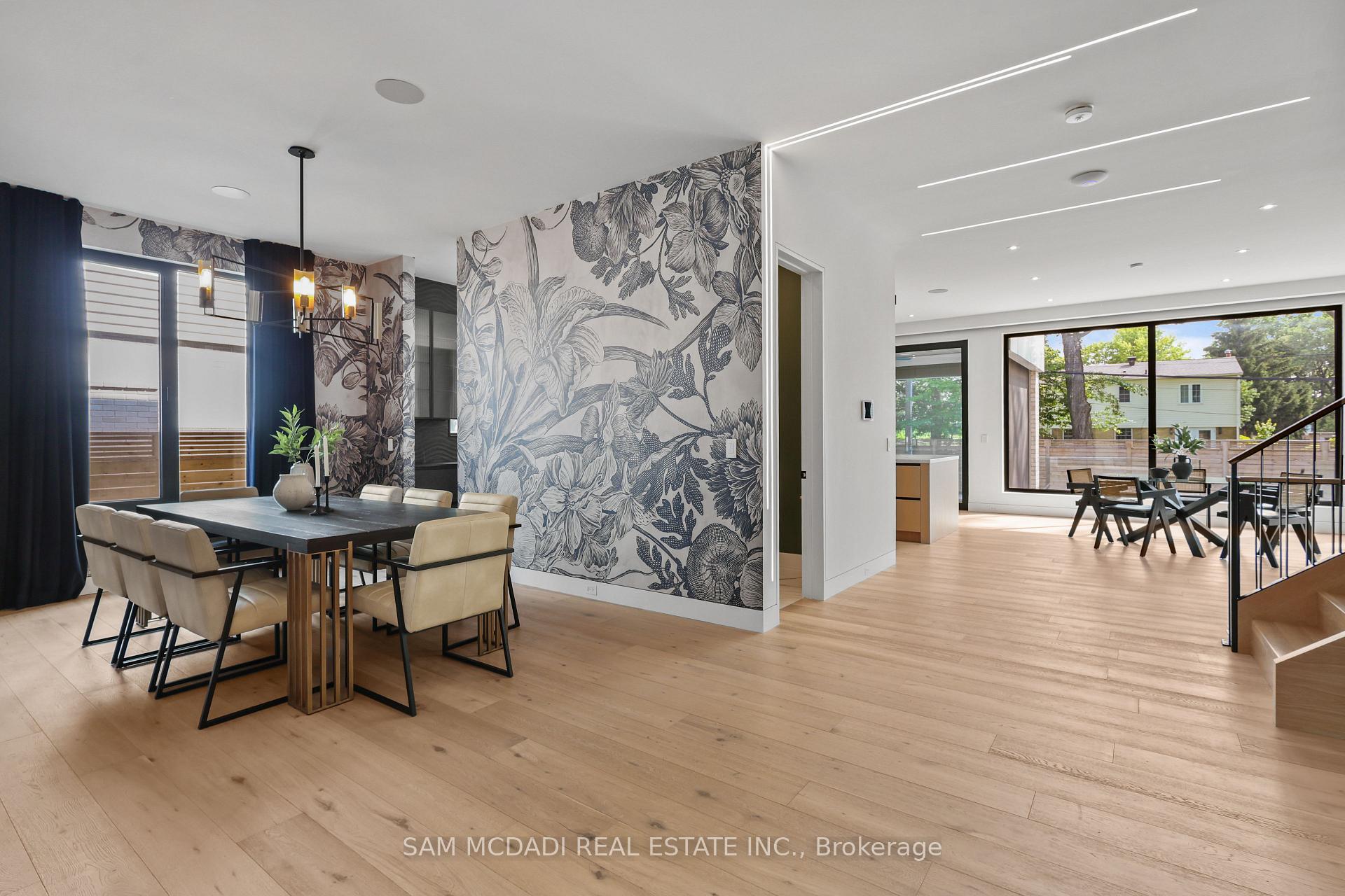 Photo 6 of 2186 Harcourt Crescent, Mississauga, Lakeview — HOMEH
