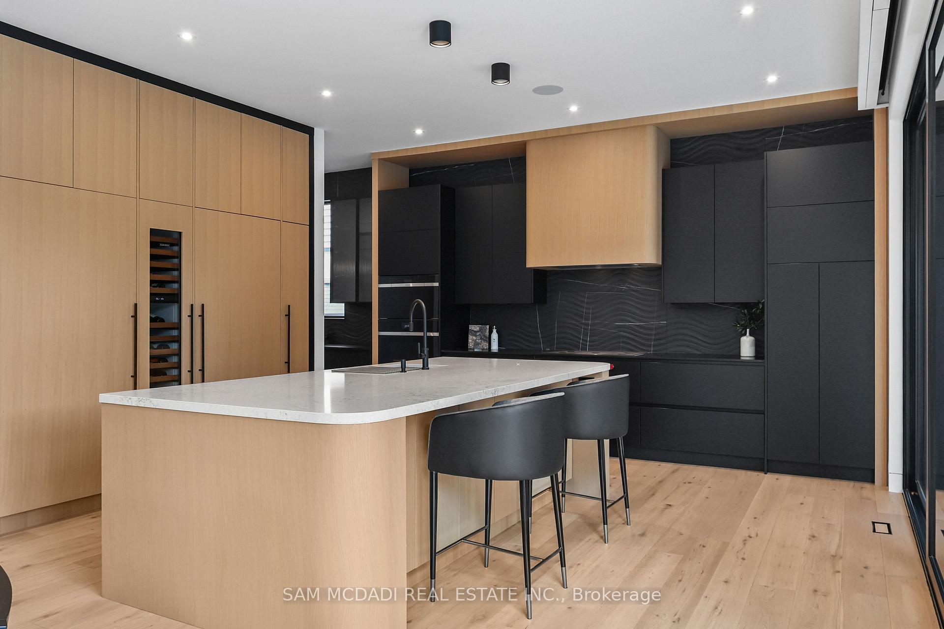 Photo 11 of 2186 Harcourt Crescent, Mississauga, Lakeview — HOMEH
