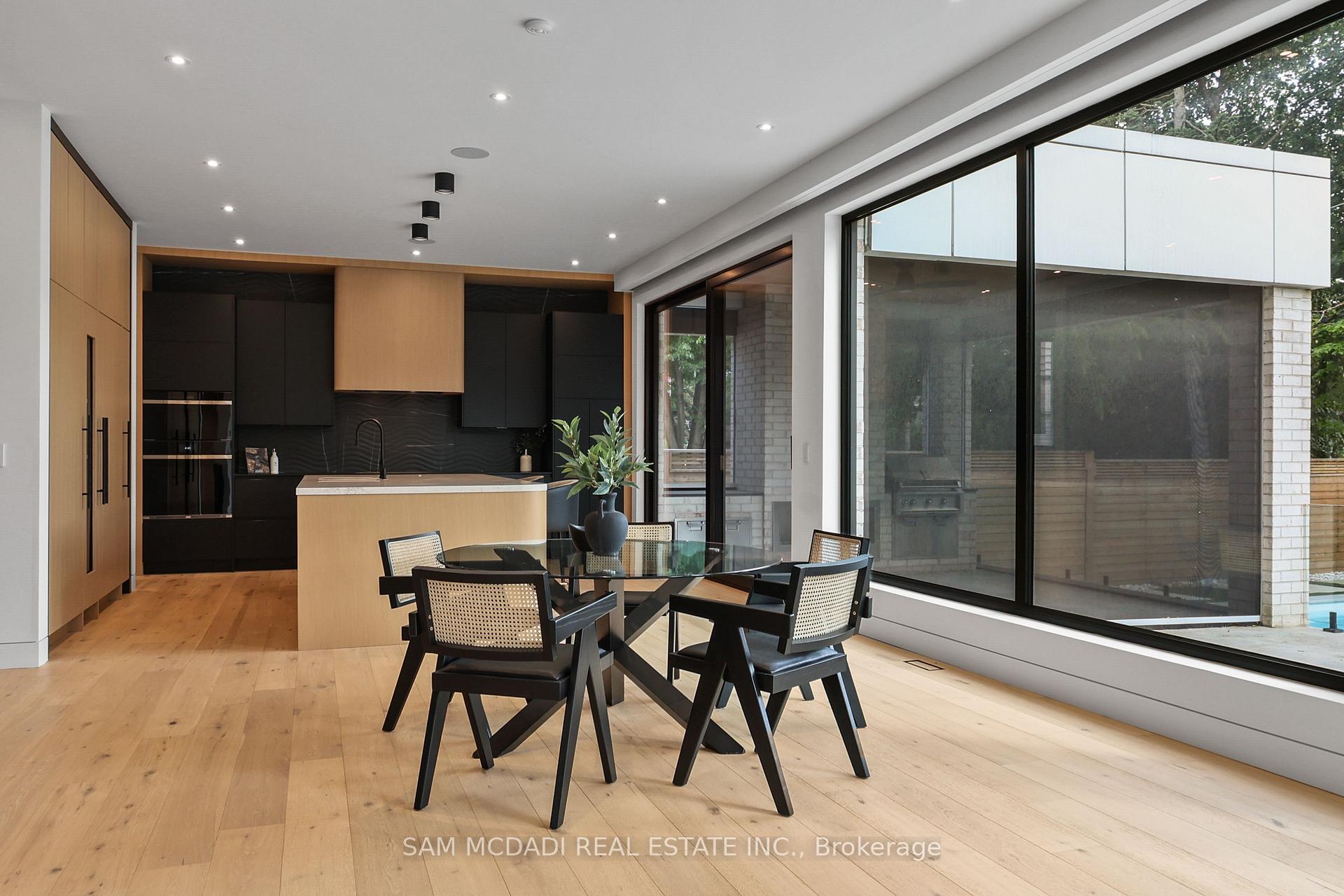 Photo 12 of 2186 Harcourt Crescent, Mississauga, Lakeview — HOMEH