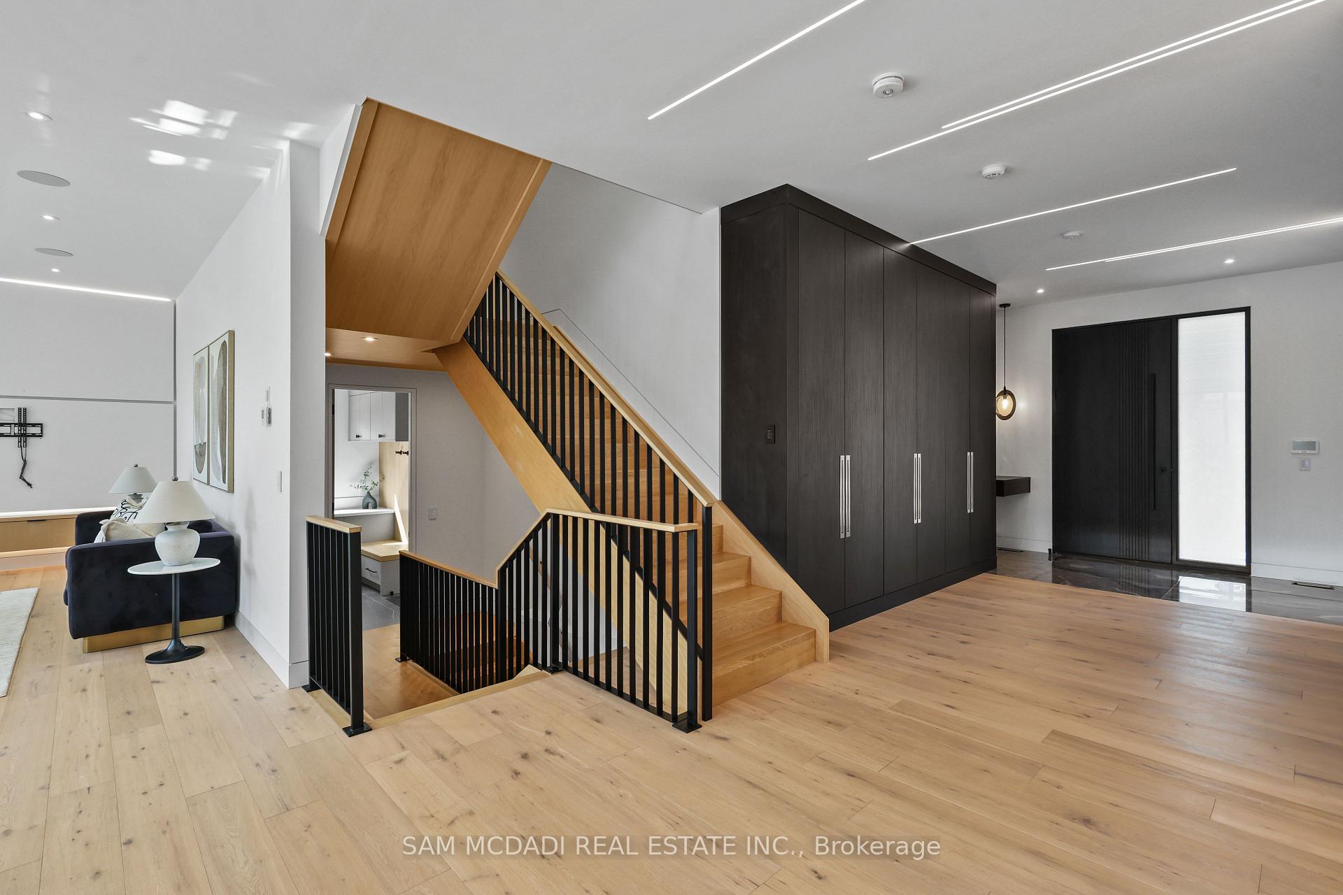 Photo 17 of 2186 Harcourt Crescent, Mississauga, Lakeview — HOMEH