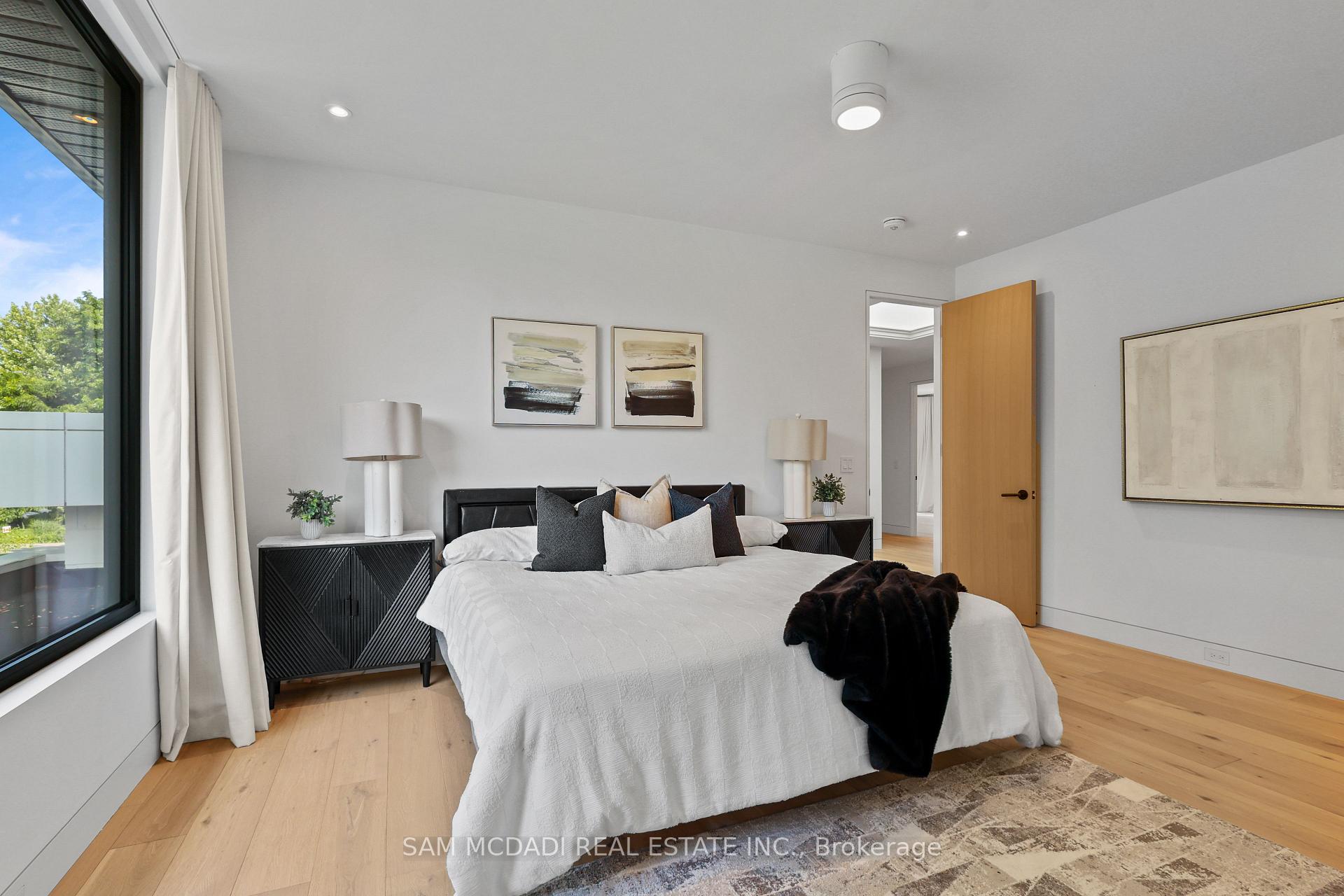 Photo 21 of 2186 Harcourt Crescent, Mississauga, Lakeview — HOMEH