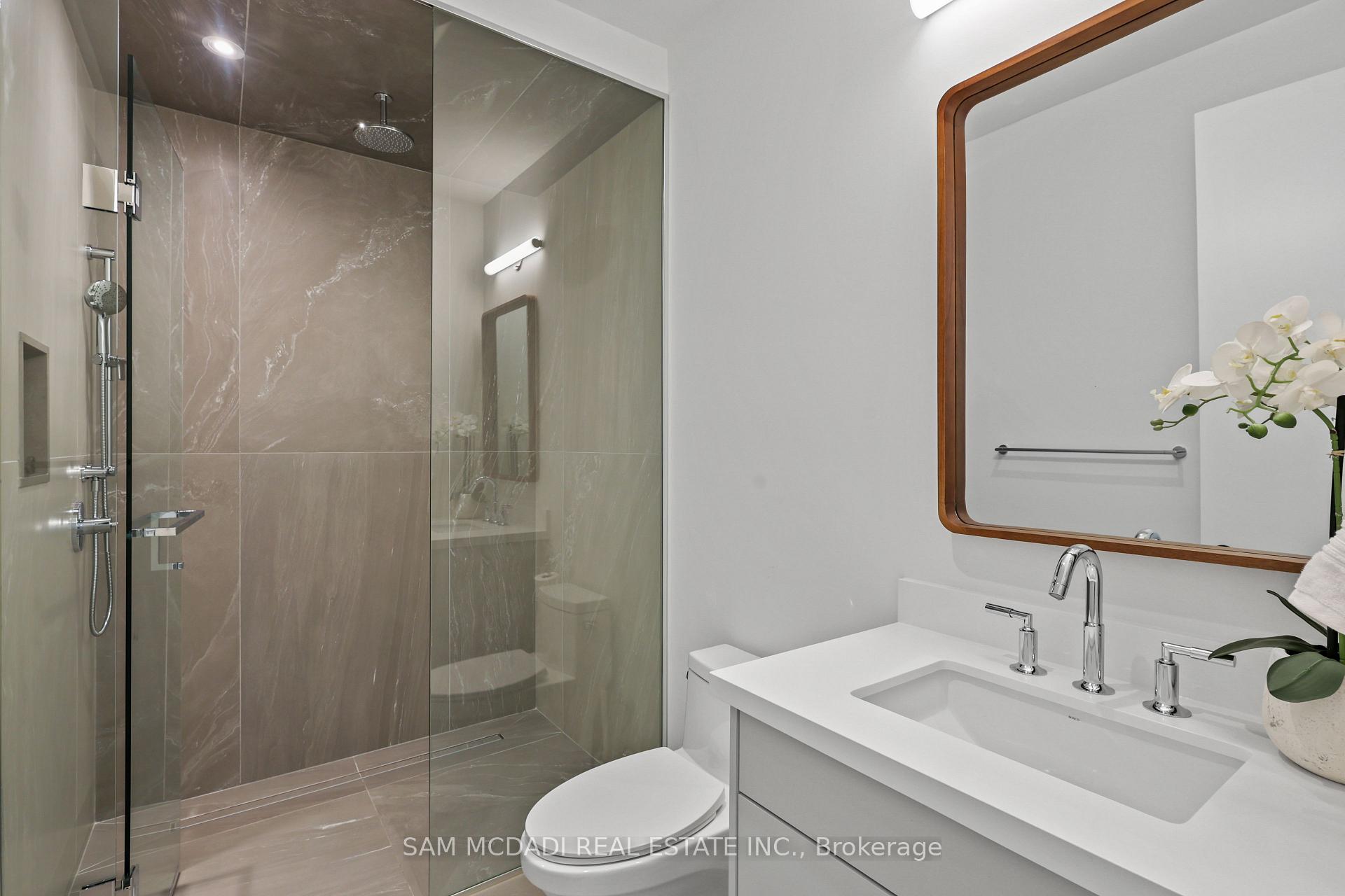 Photo 24 of 2186 Harcourt Crescent, Mississauga, Lakeview — HOMEH