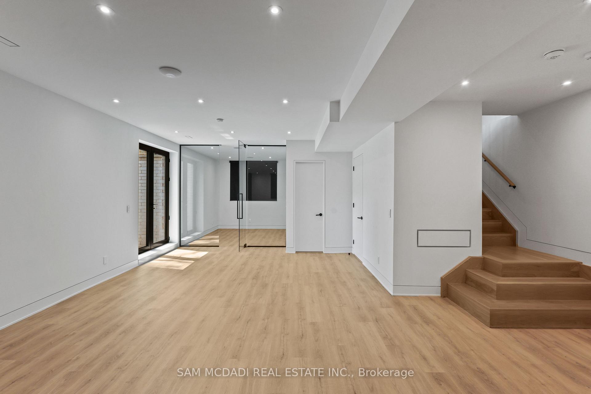 Photo 35 of 2186 Harcourt Crescent, Mississauga, Lakeview — HOMEH