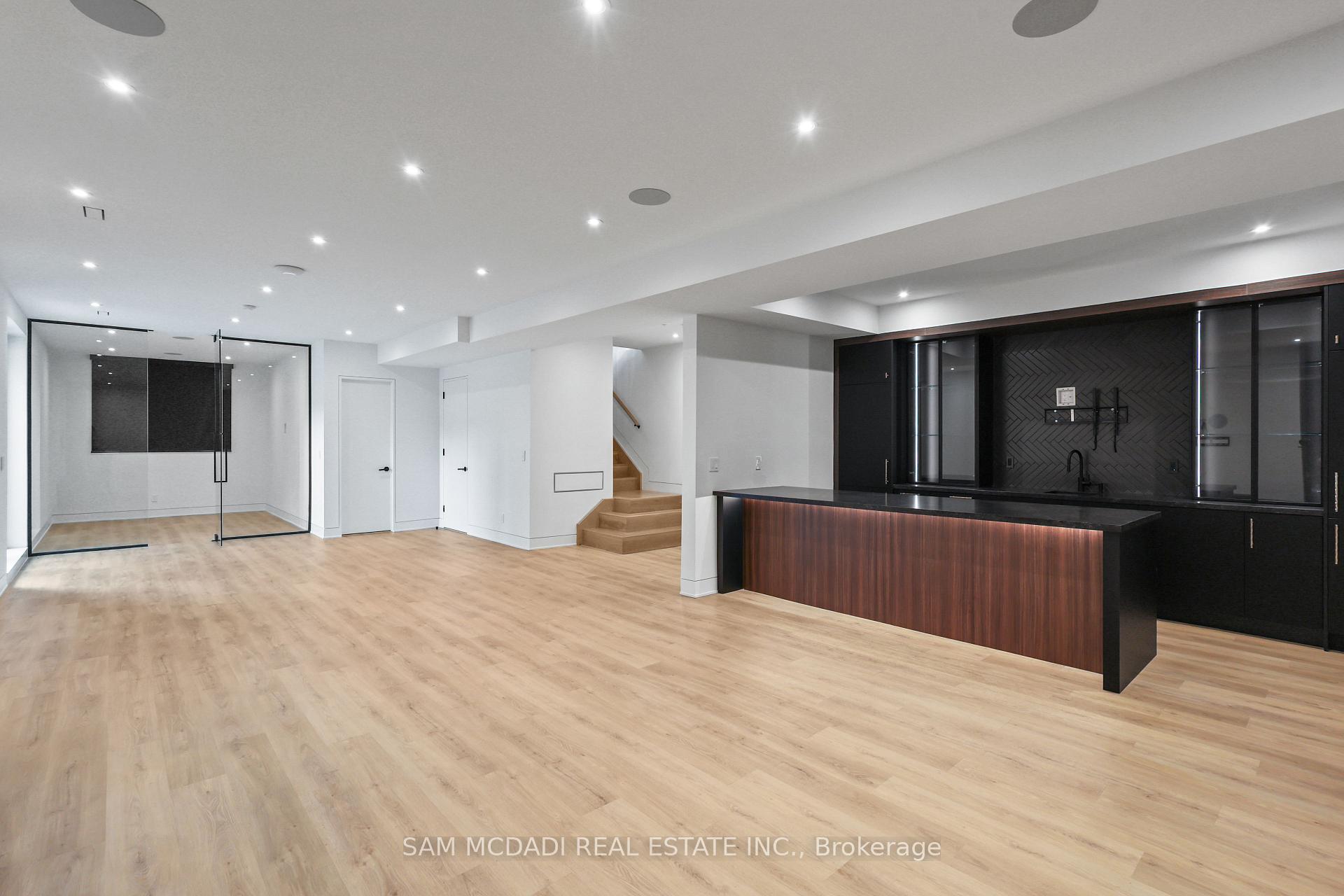 Photo 37 of 2186 Harcourt Crescent, Mississauga, Lakeview — HOMEH