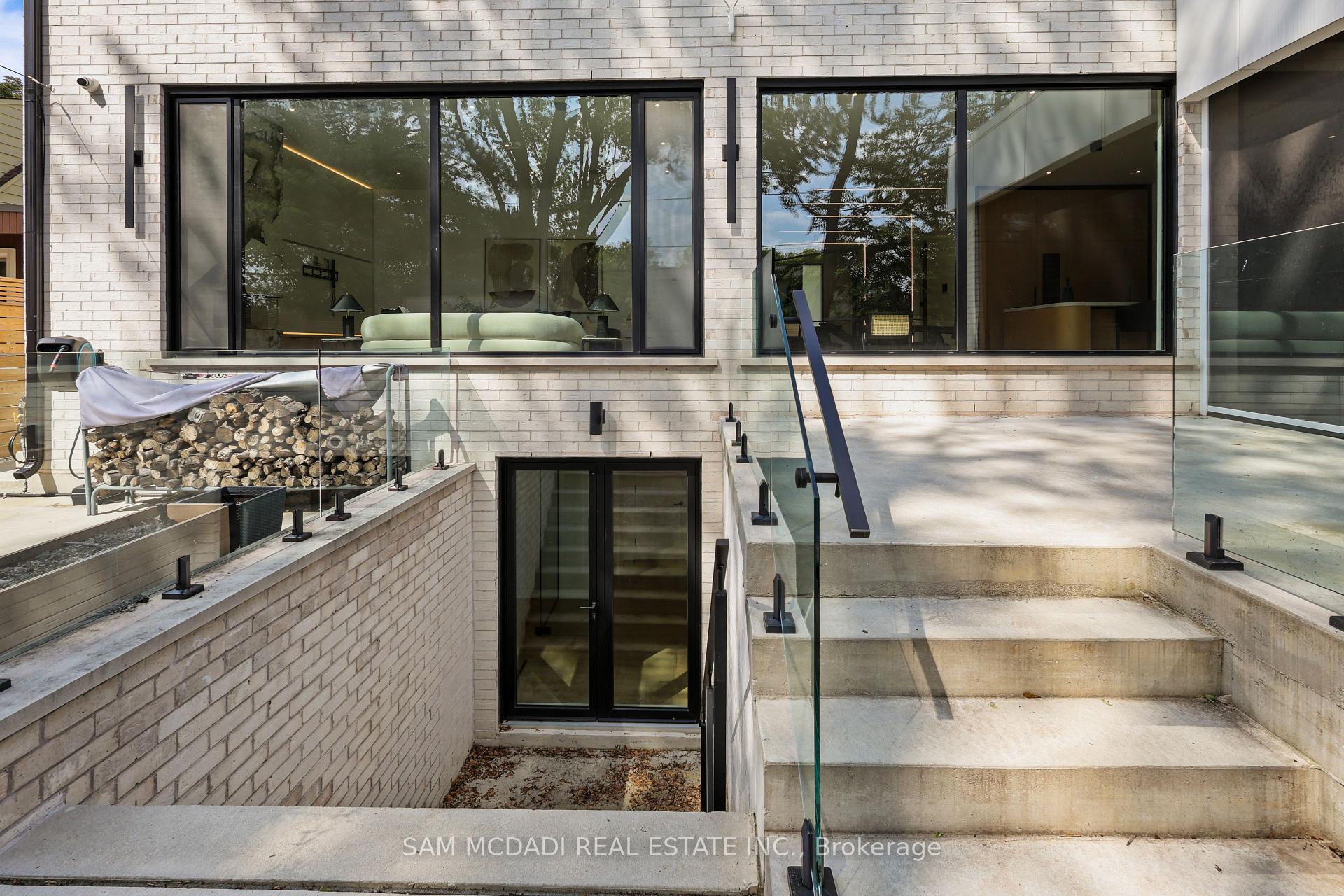 Photo 46 of 2186 Harcourt Crescent, Mississauga, Lakeview — HOMEH