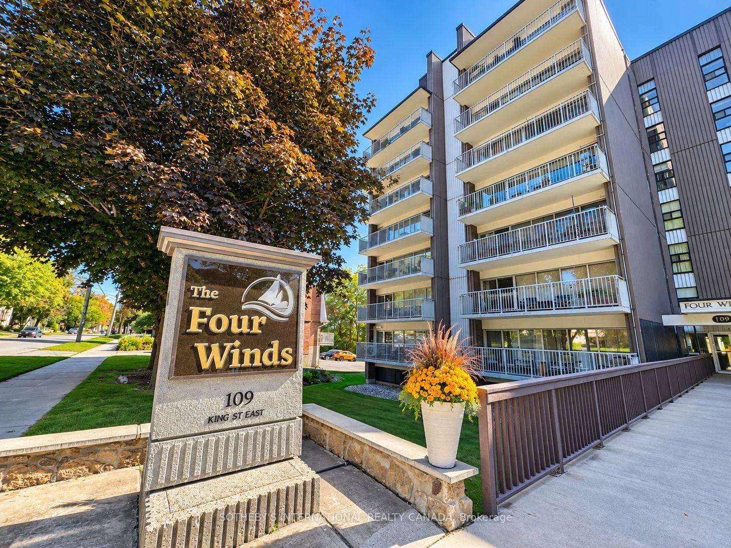Photo of Unit 601, 109 King Street E