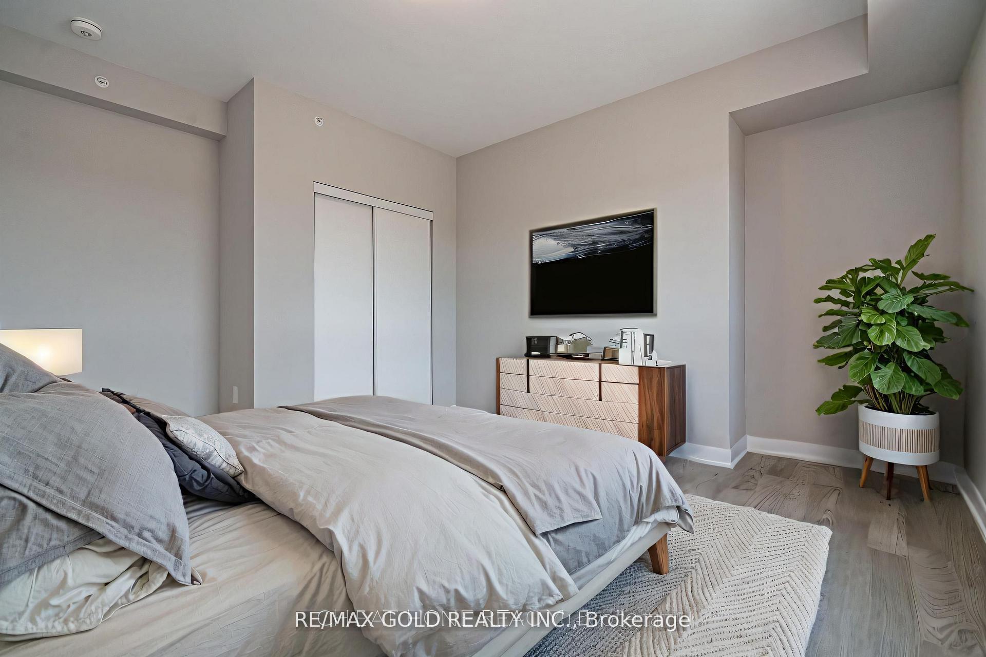 Photo 35 of Unit 213, 1 Chef Lane, Barrie, Innis-Shore — HOMEH