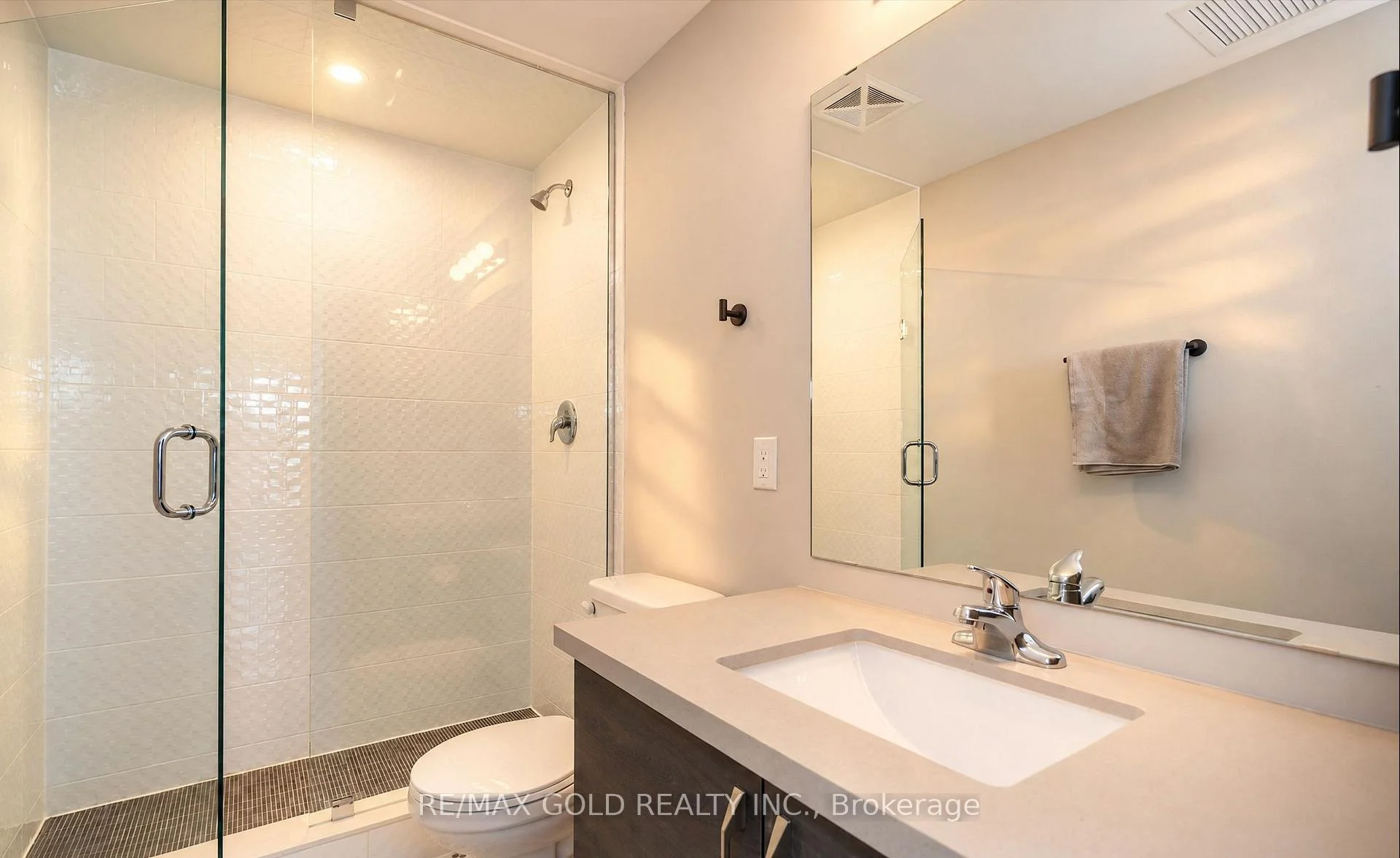 Photo 28 of Unit 213, 1 Chef Lane, Barrie, Innis-Shore — HOMEH
