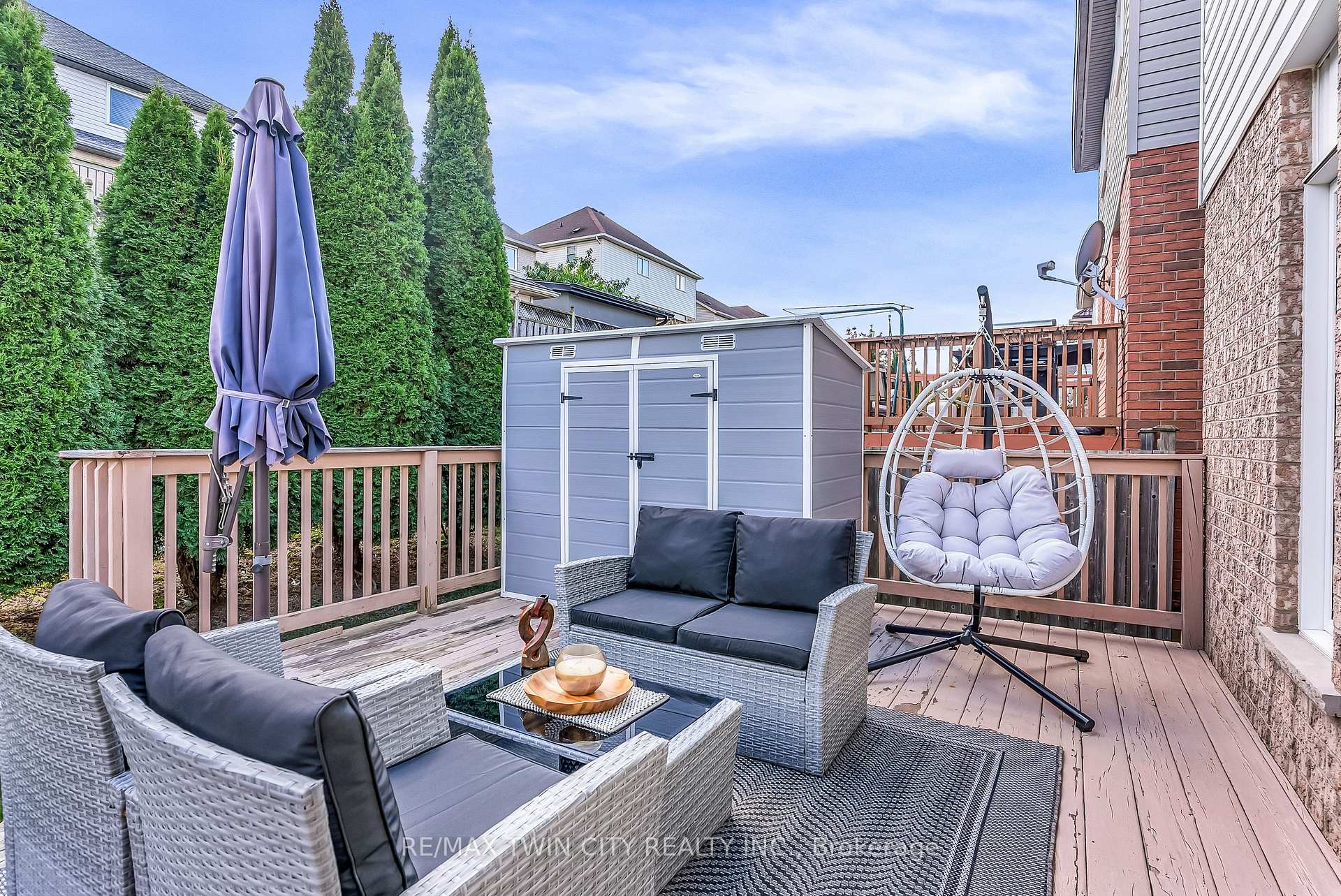 Photo 36 of 193 Mountain Laurel Crescent, Kitchener, Larentian West — HOMEH